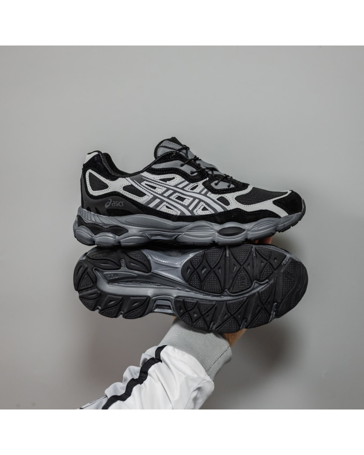 Asics Gel-Nyc Black Grey Thermo Asics Gel-Nyc Black Grey Thermo