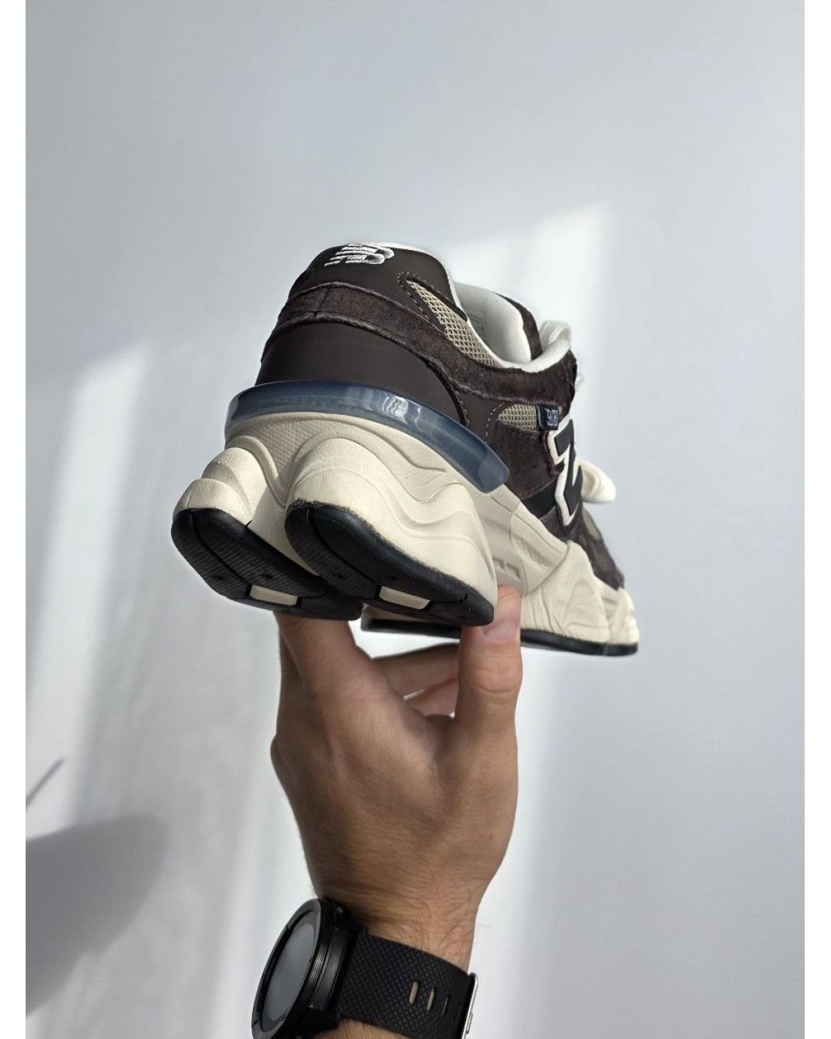 New Balance 9060 Brown / Beige New Balance 9060 Brown / Beige