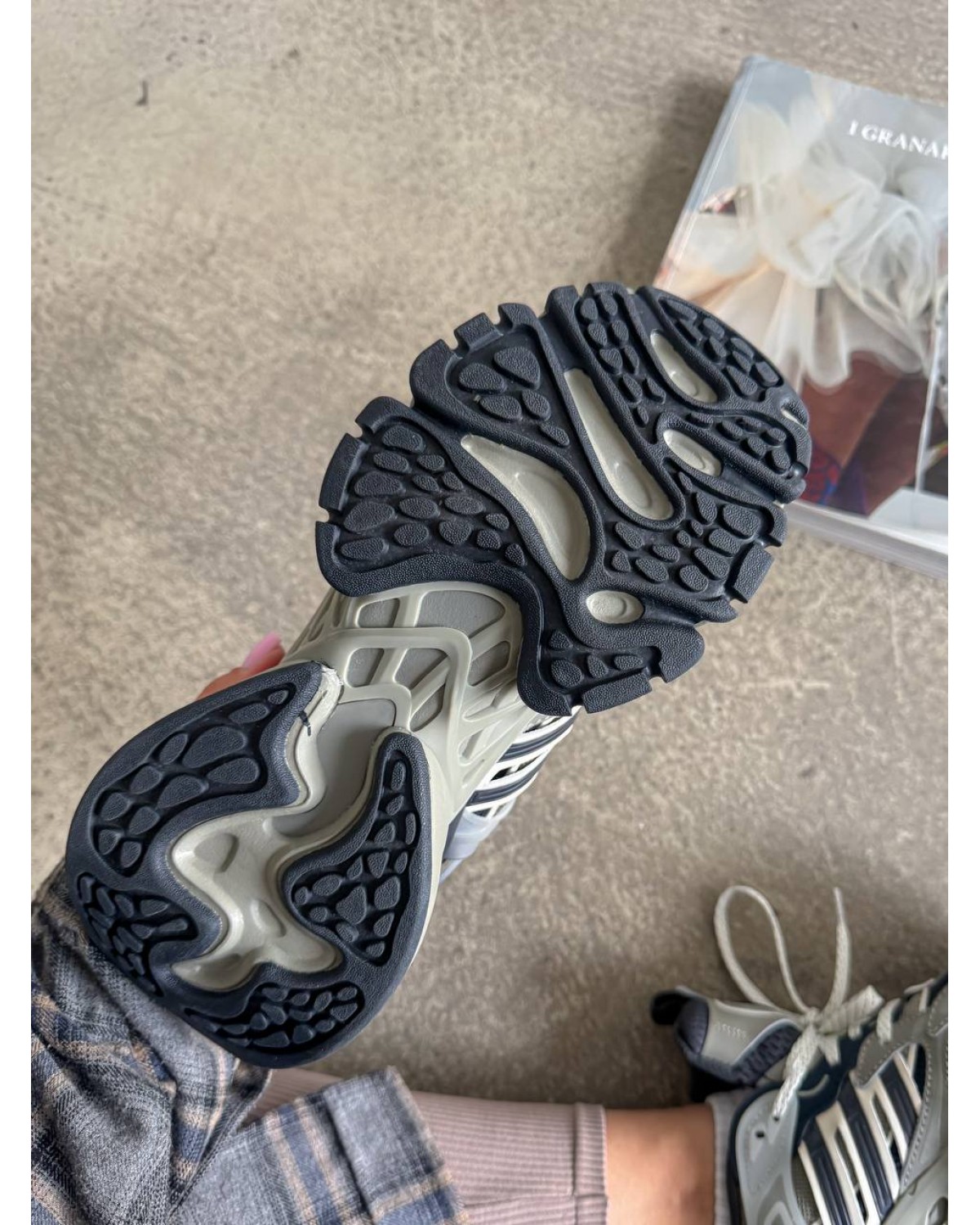 Adidas Vento XLG Deluxe Grey