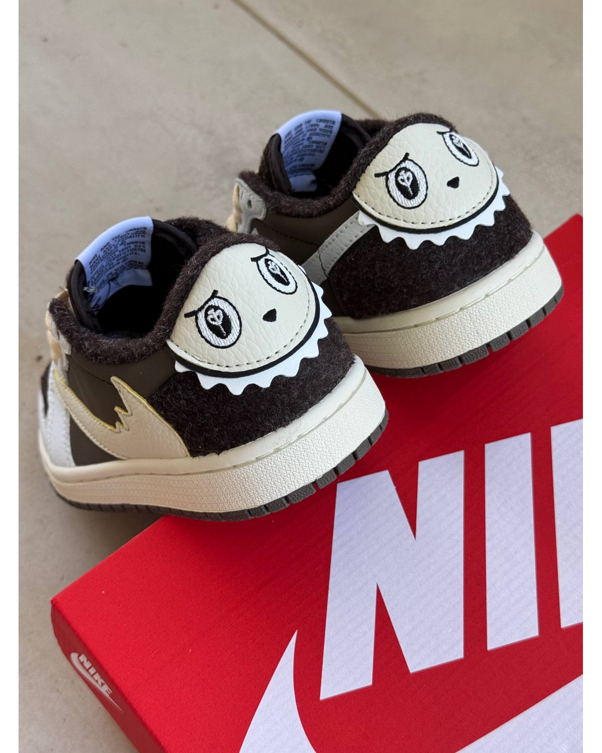 LABUBU x Cactus Jack Customs "Chaos Loadin" LABUBU x Cactus Jack Customs "Chaos Loadin"