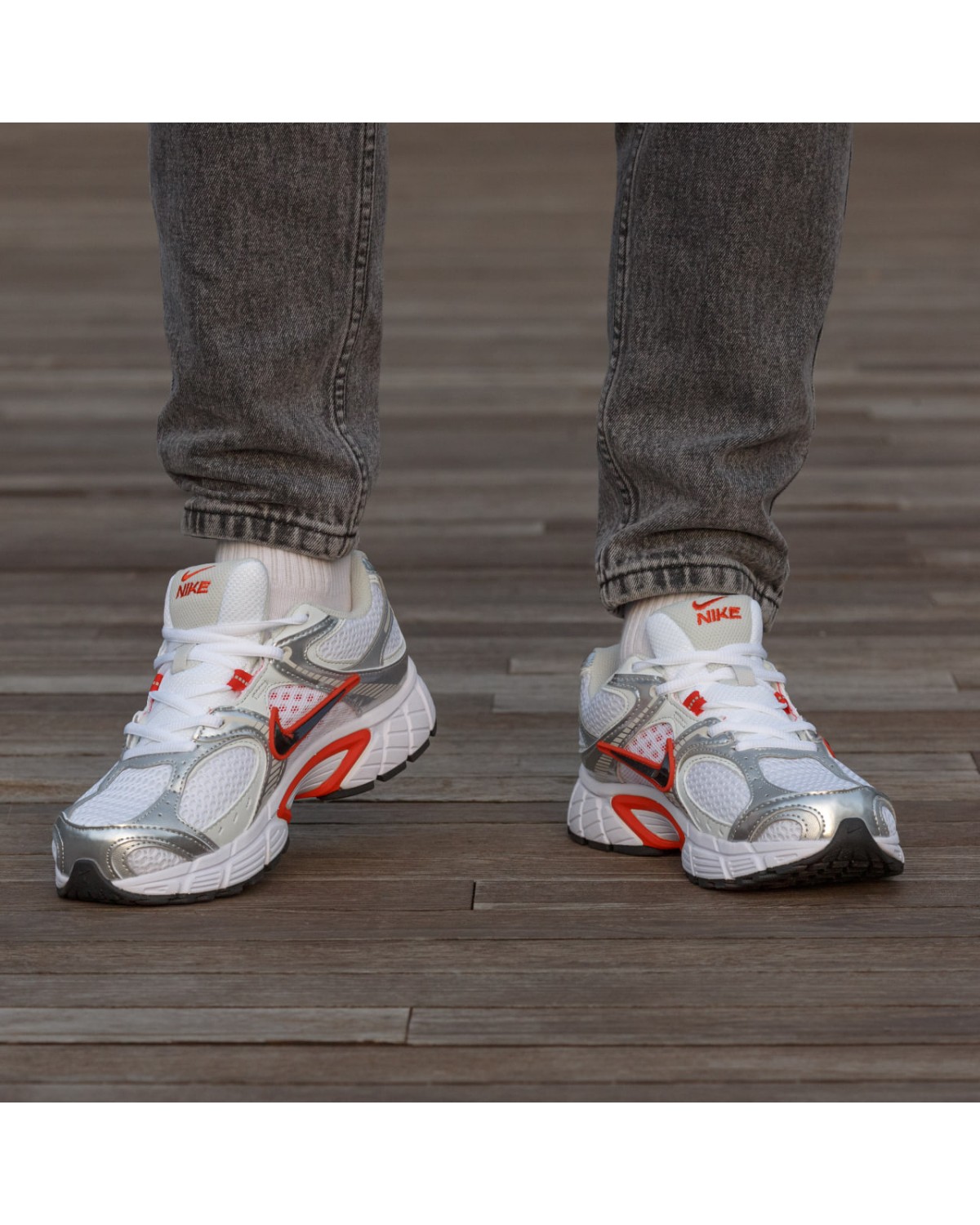 Nike V5 RNR Sky White Red Nike V5 RNR Sky White Red