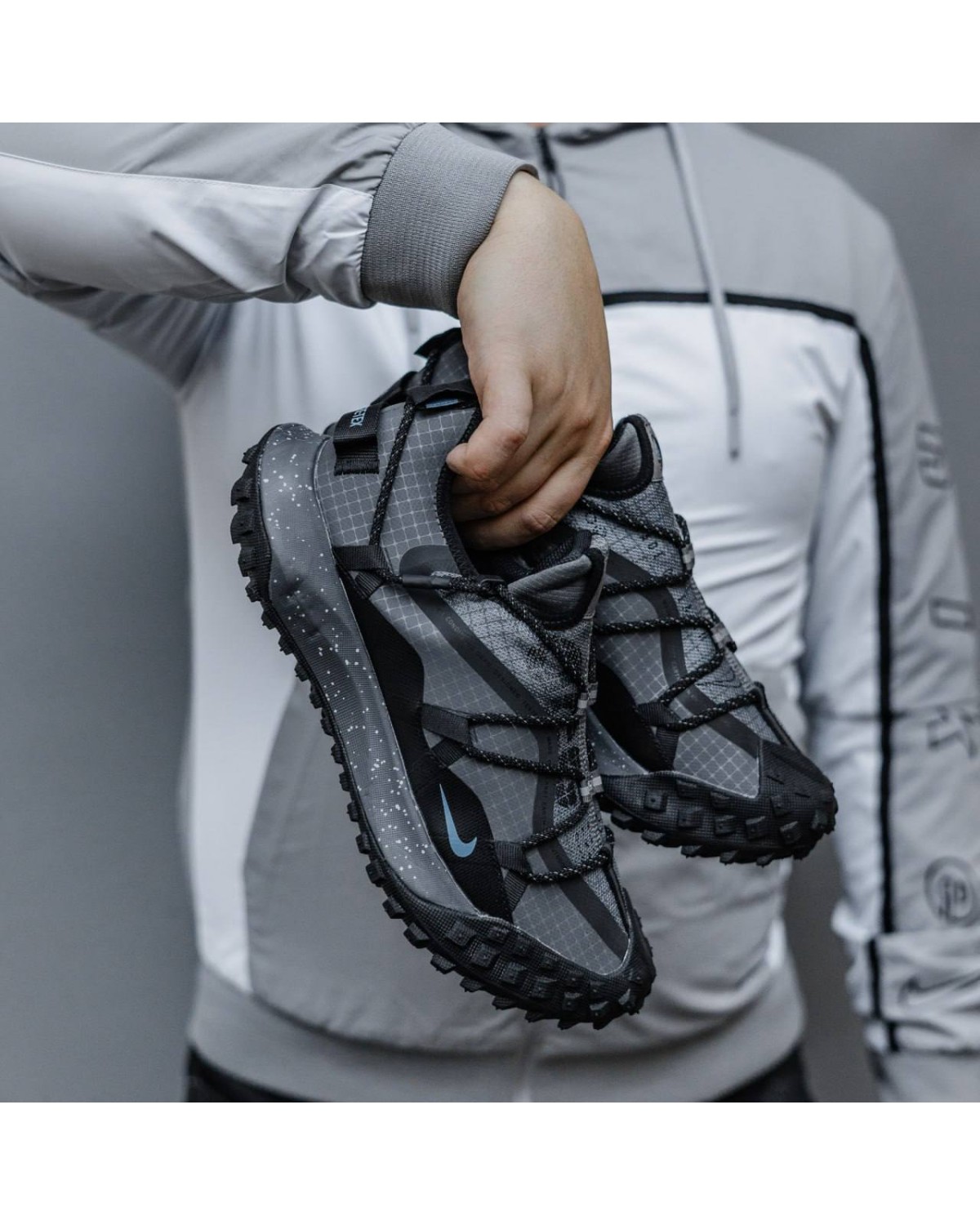 Nike ACG Mountain Fly Low Nike ACG Mountain Fly Low