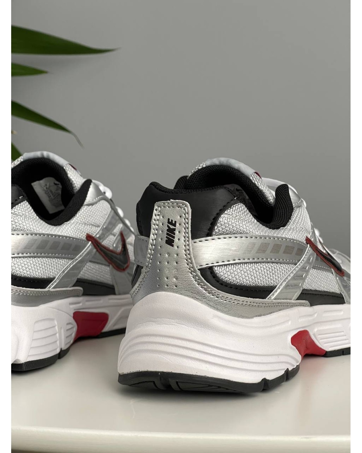 Nike Initiator Metallic Silver Black Gore-Tex Nike Initiator Metallic Silver Black Gore-Tex