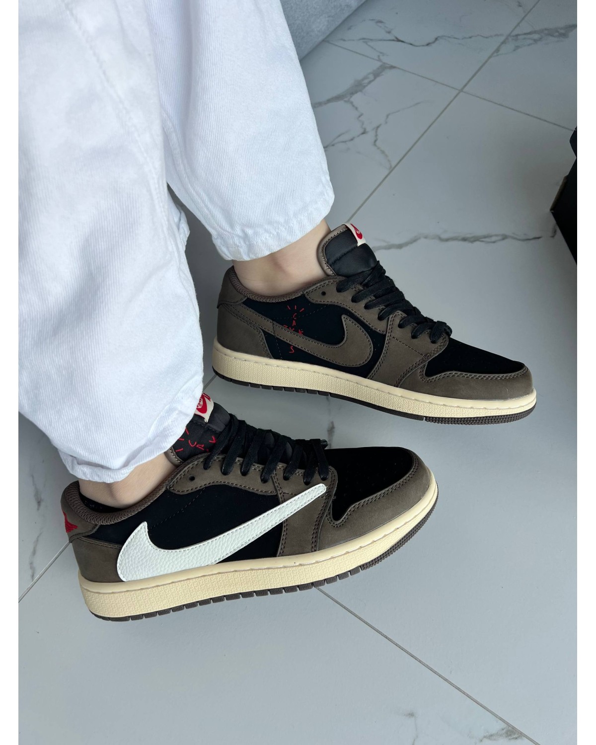 Jordan 1 Low OG SP Travis Scott Brown Mocha