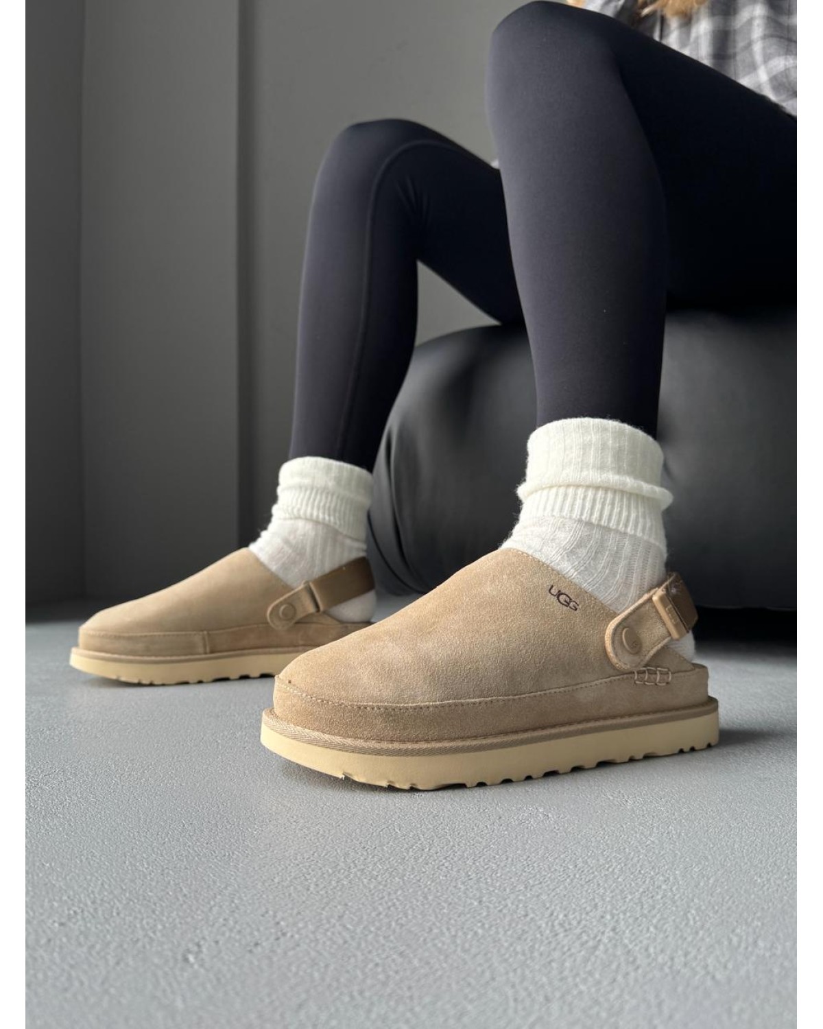 Ugg Goldenstar Clog Beige