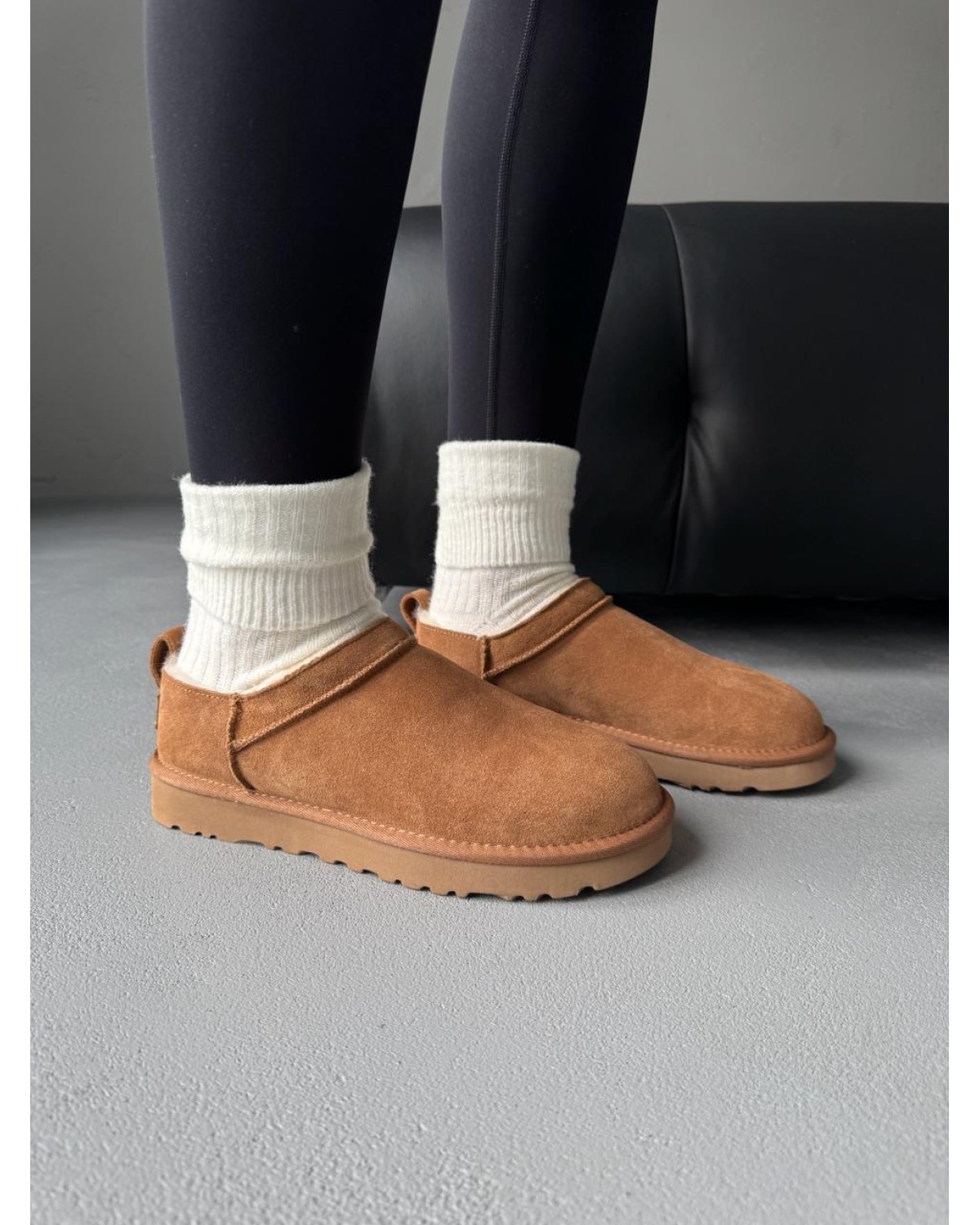 UGG Classic  Micro Boot Chectnut