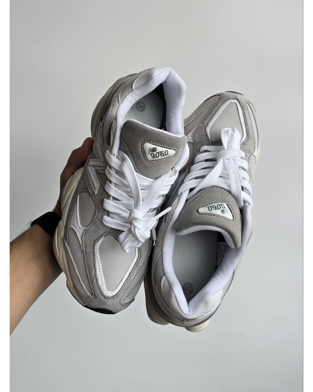 New Balance 9060  Gore-Tex  Grey