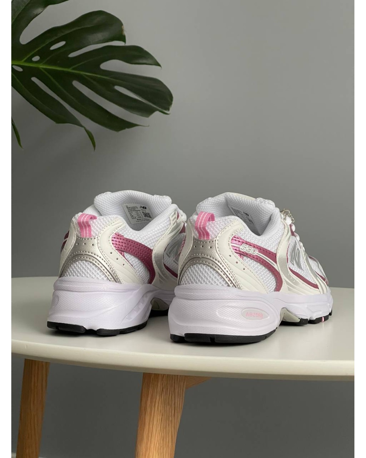 New Balance 530 White Pink
