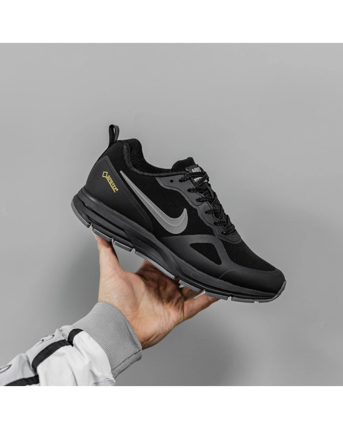 Nike Shield Nike Shield