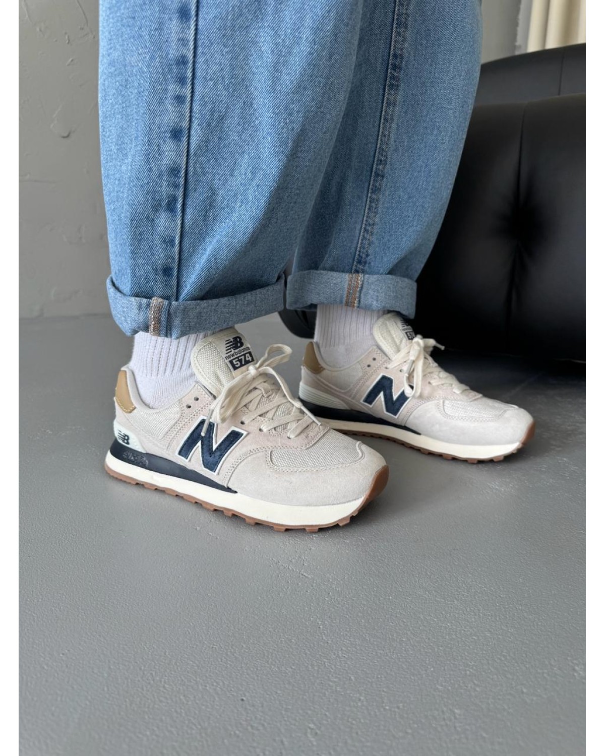 New Balance 574 Light Beige/Blue New Balance 574 Light Beige/Blue