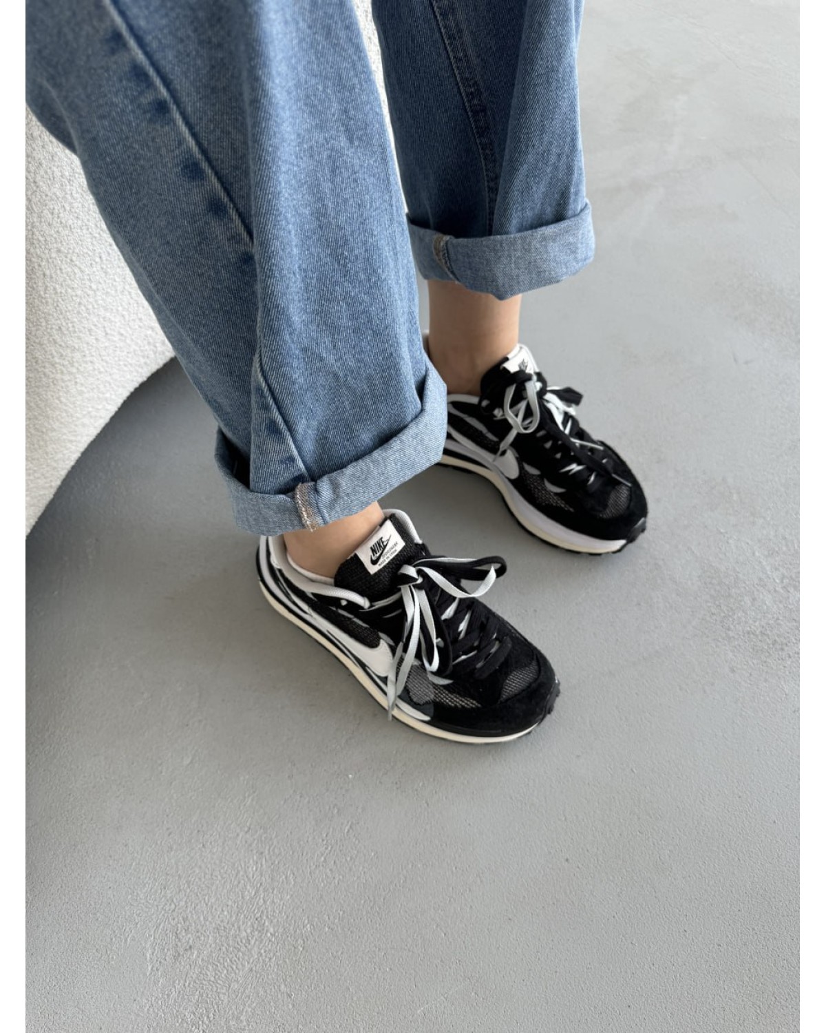 Nike VaporWaffle x Sacai Black/White Nike VaporWaffle x Sacai Black/White