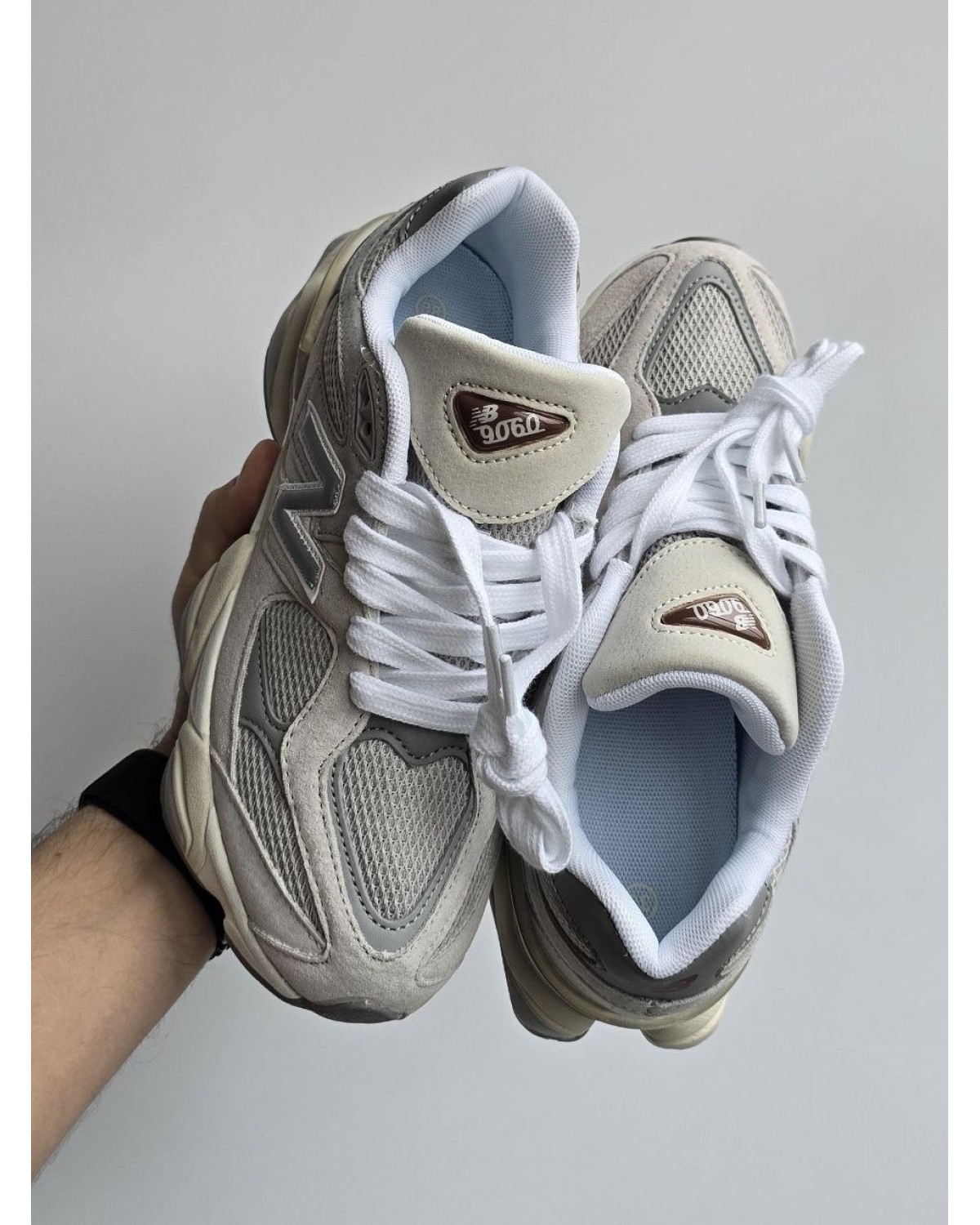 New Balance 9060 Beige