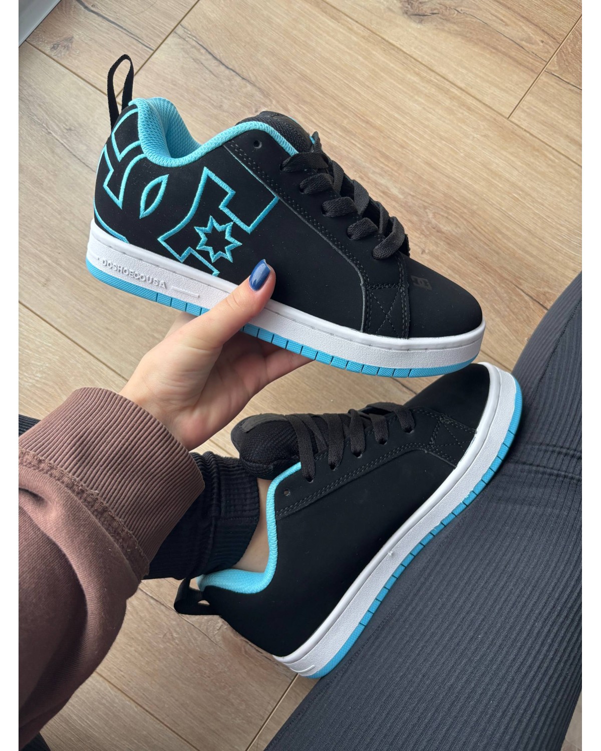 DC Court Graffik Black Blue