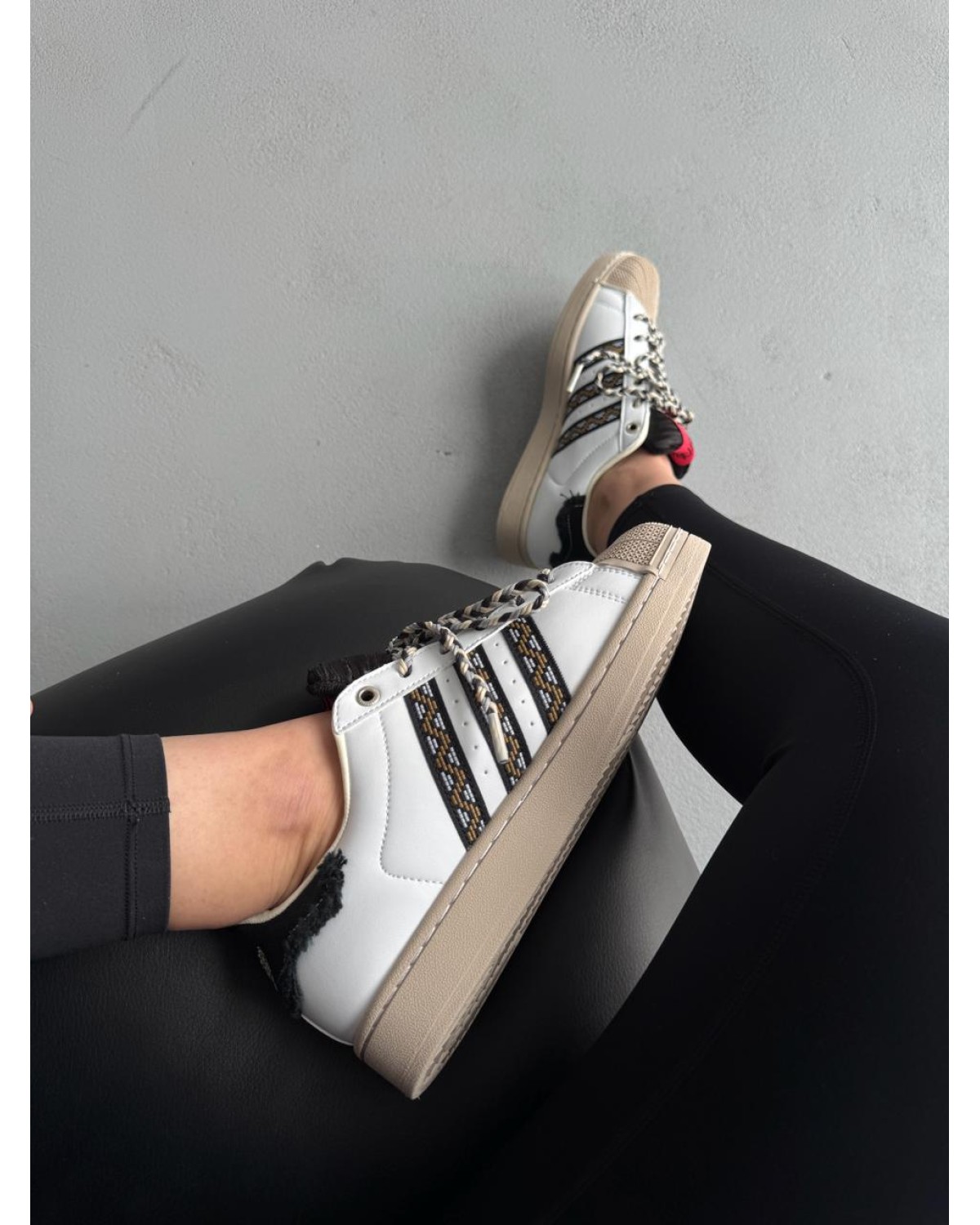 Adidas Superstar Fringe