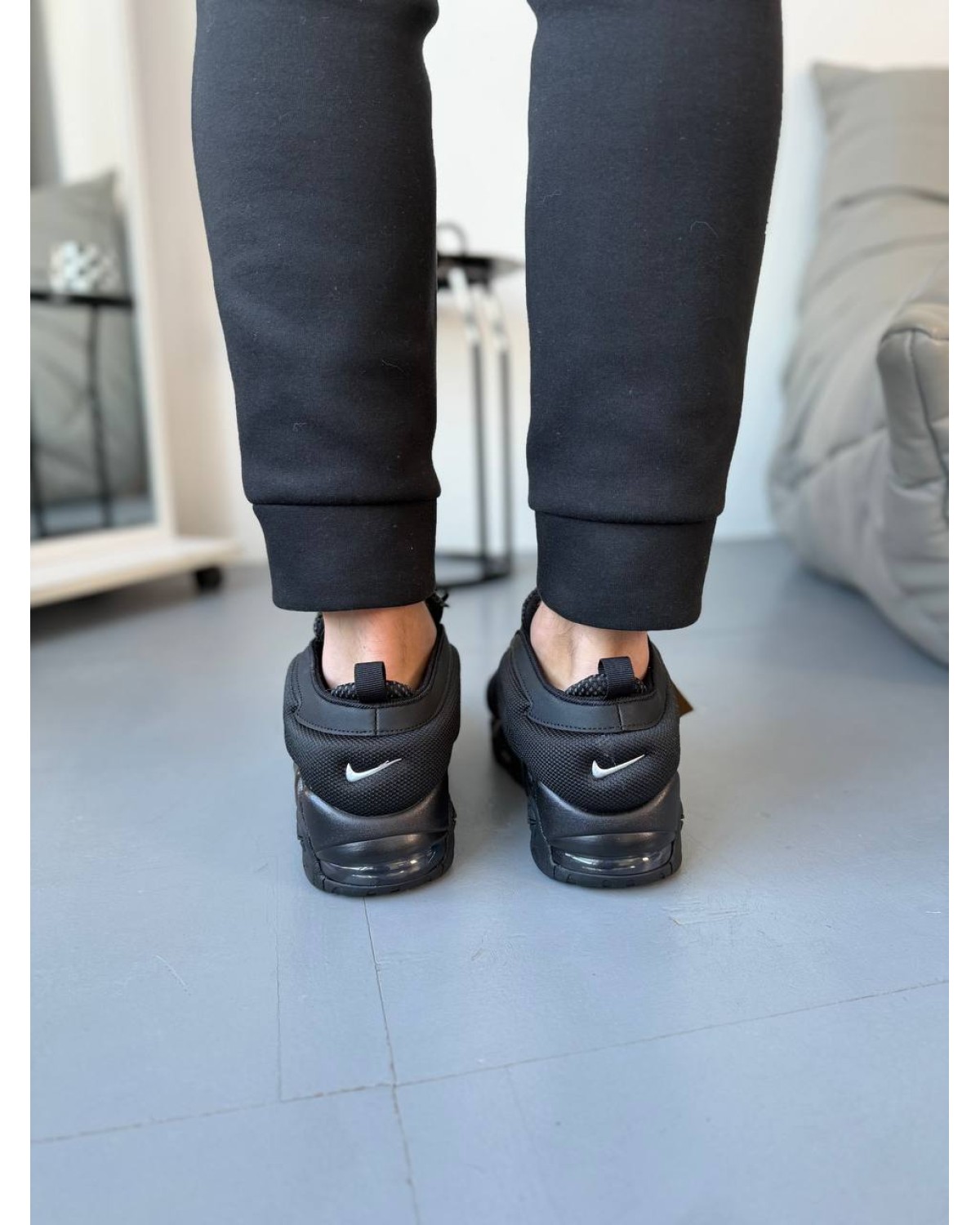 Nike Air More Uptempo Low Black