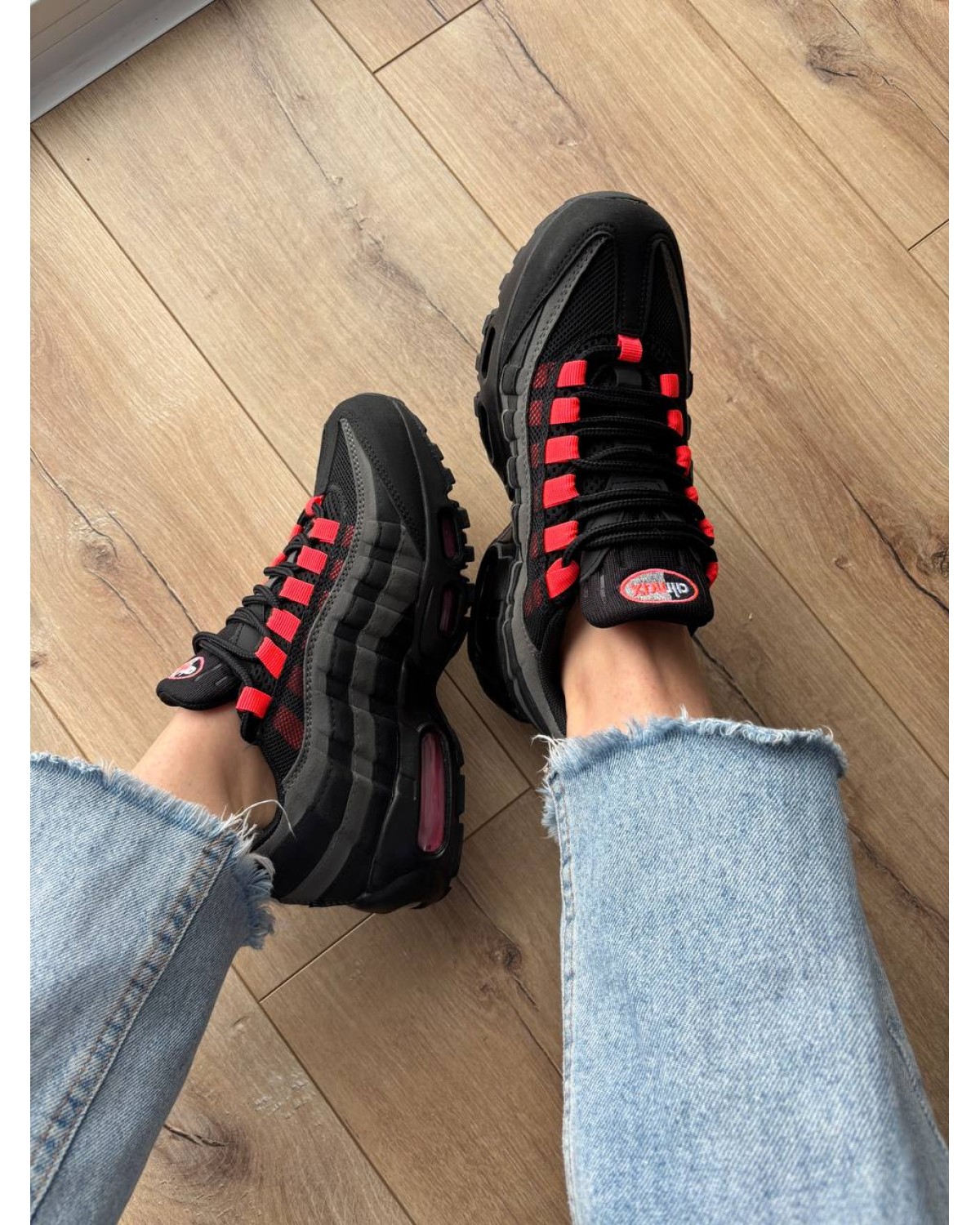 Nike Air Max 95 OG Black Laser Crimson