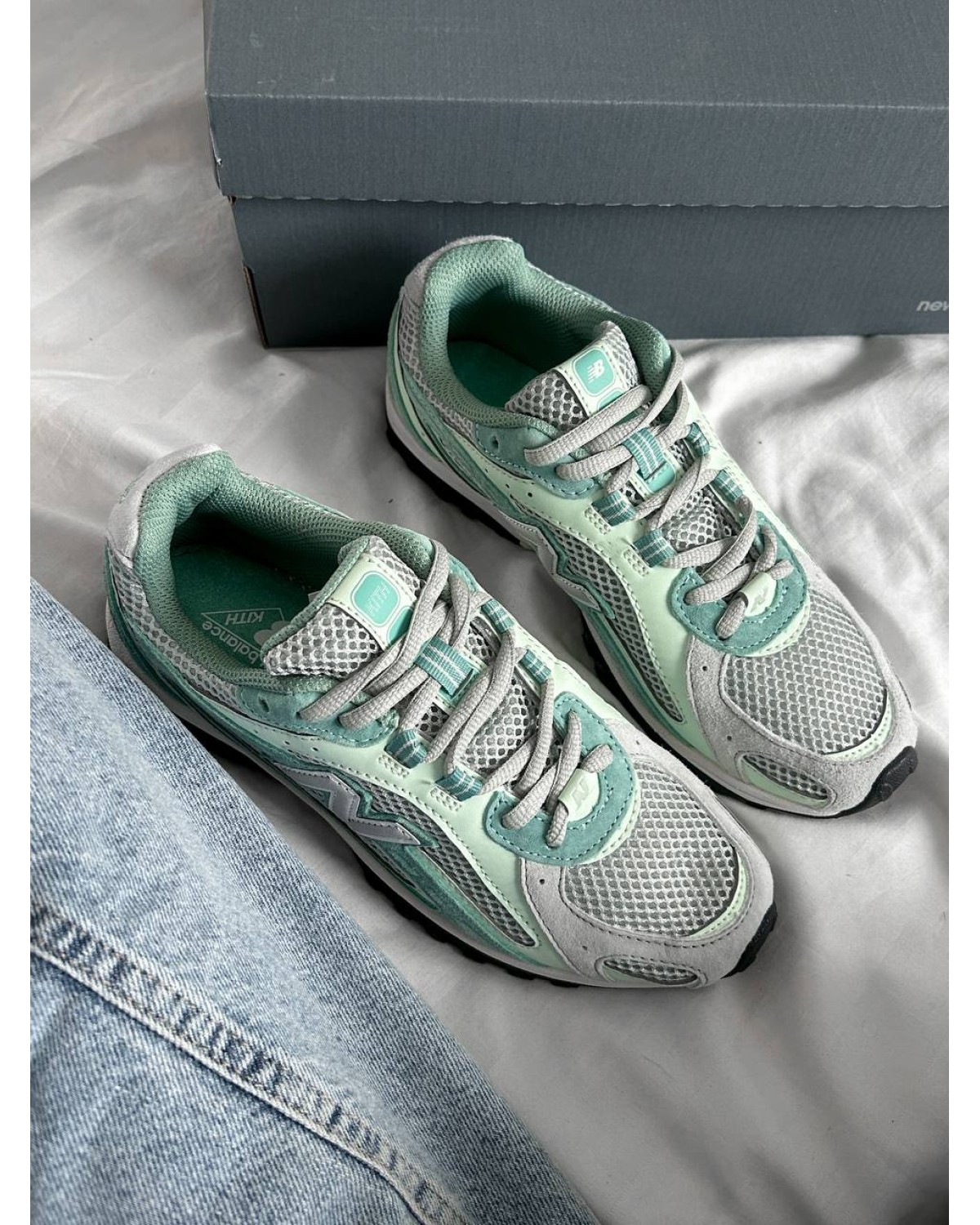 New Balance 204L Kith Green Silver