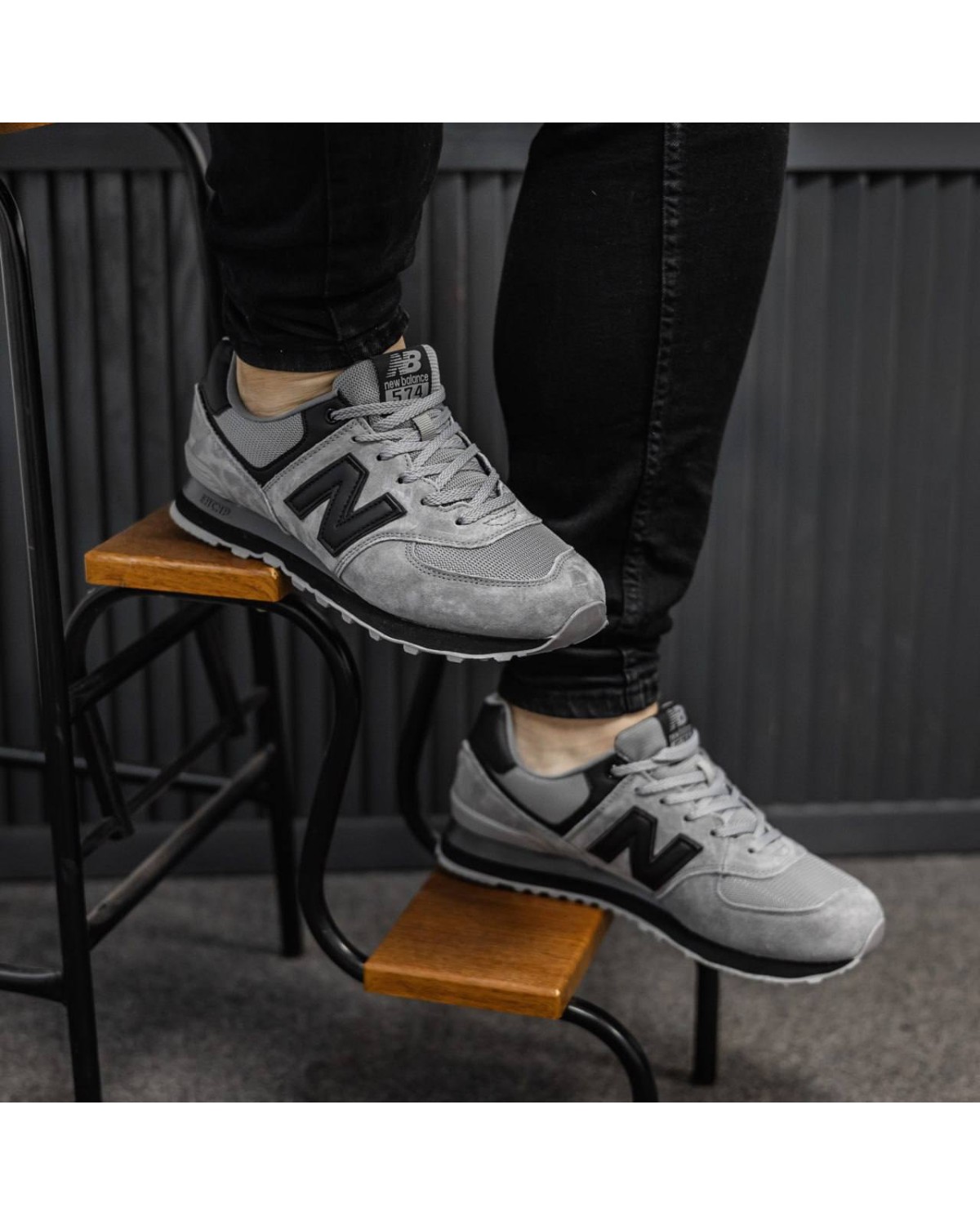 New Balance 574 Dark Grey / Black