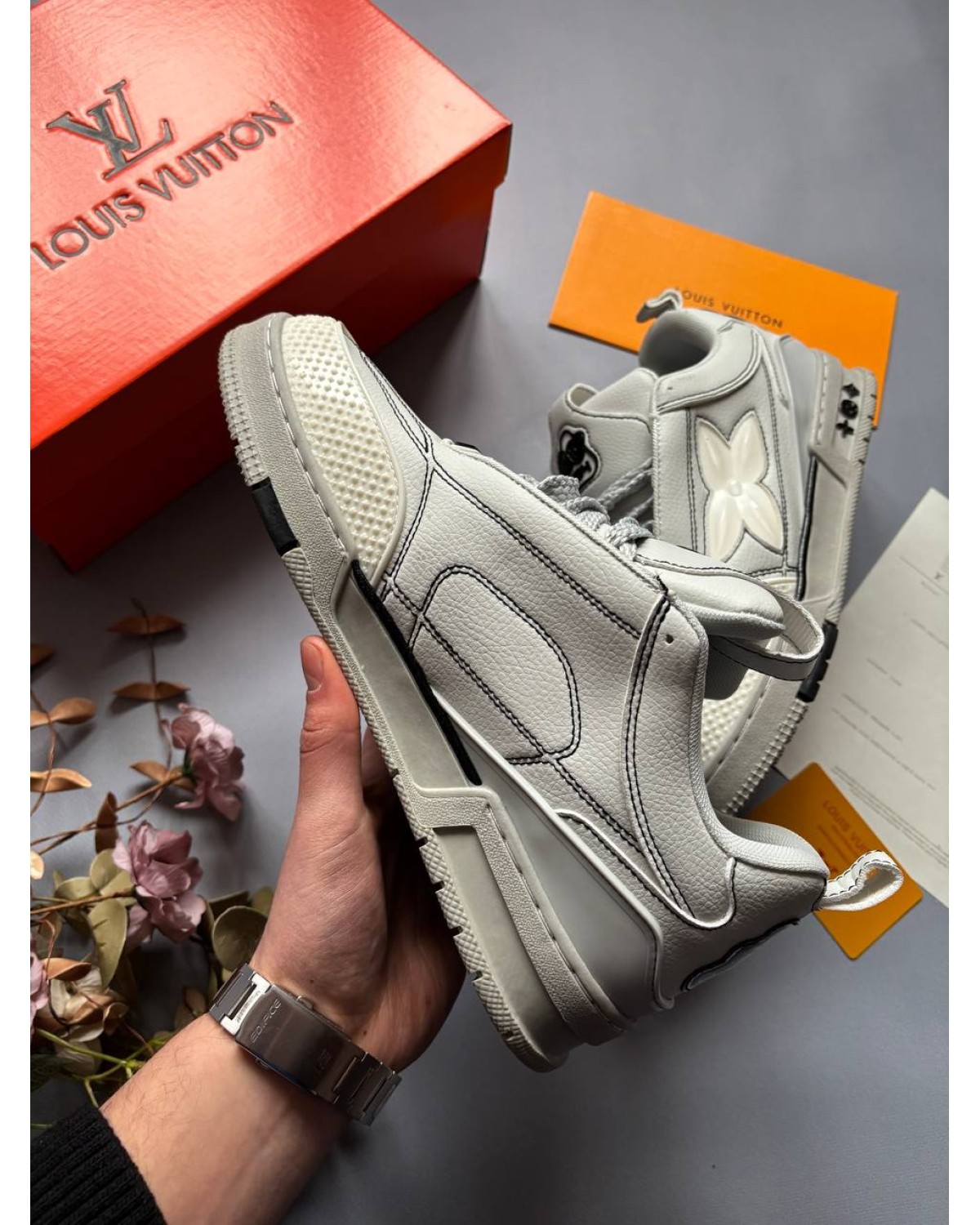 Louis Vuitton Sneaker ‘Grey’