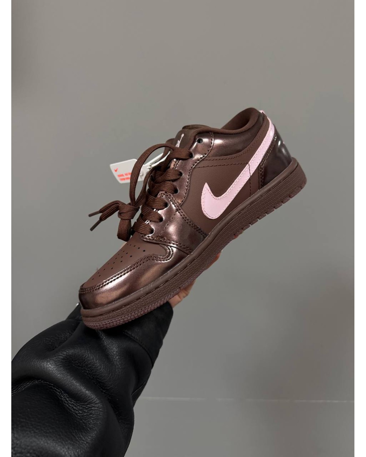 Air Jordan Retro 1 Low  Box of Chocolates