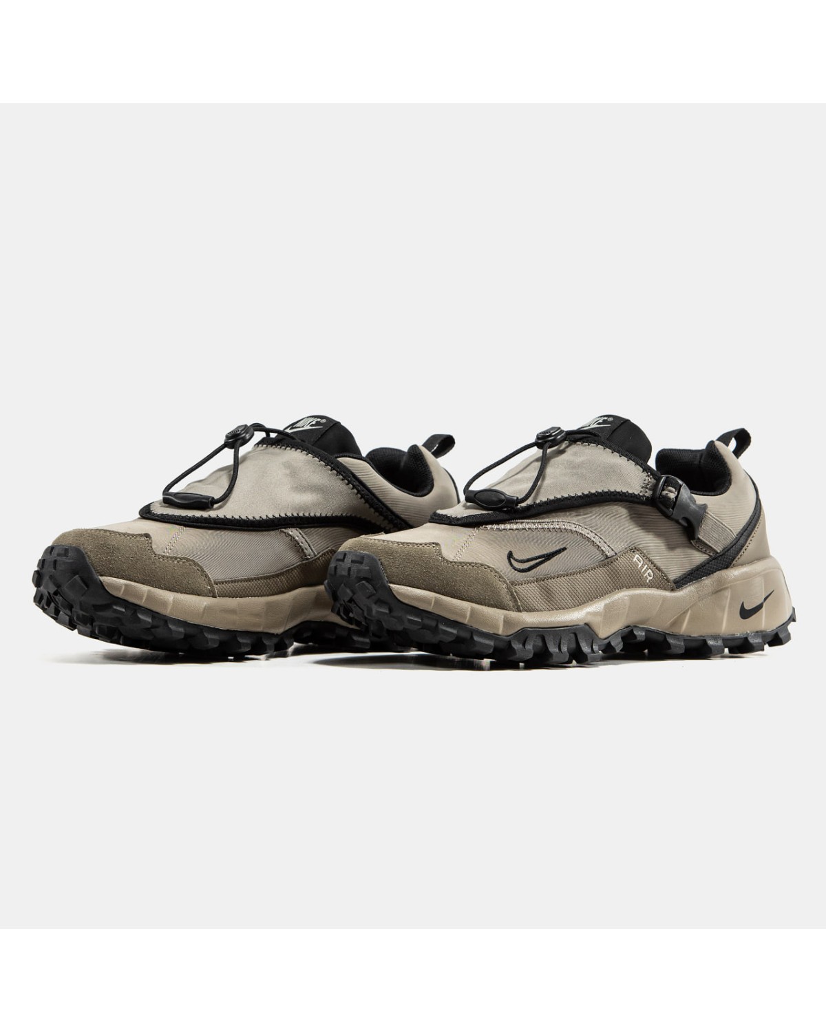 Nike ACG Air Phassad Khaki Black