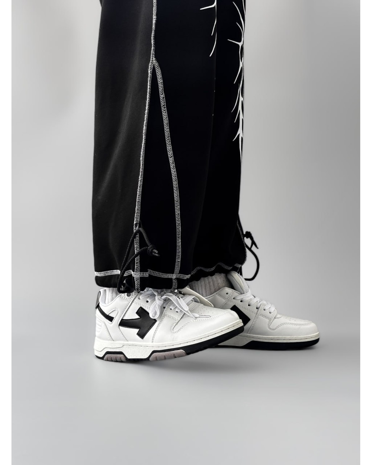 Off-White Out of Office Off-White Out of Office