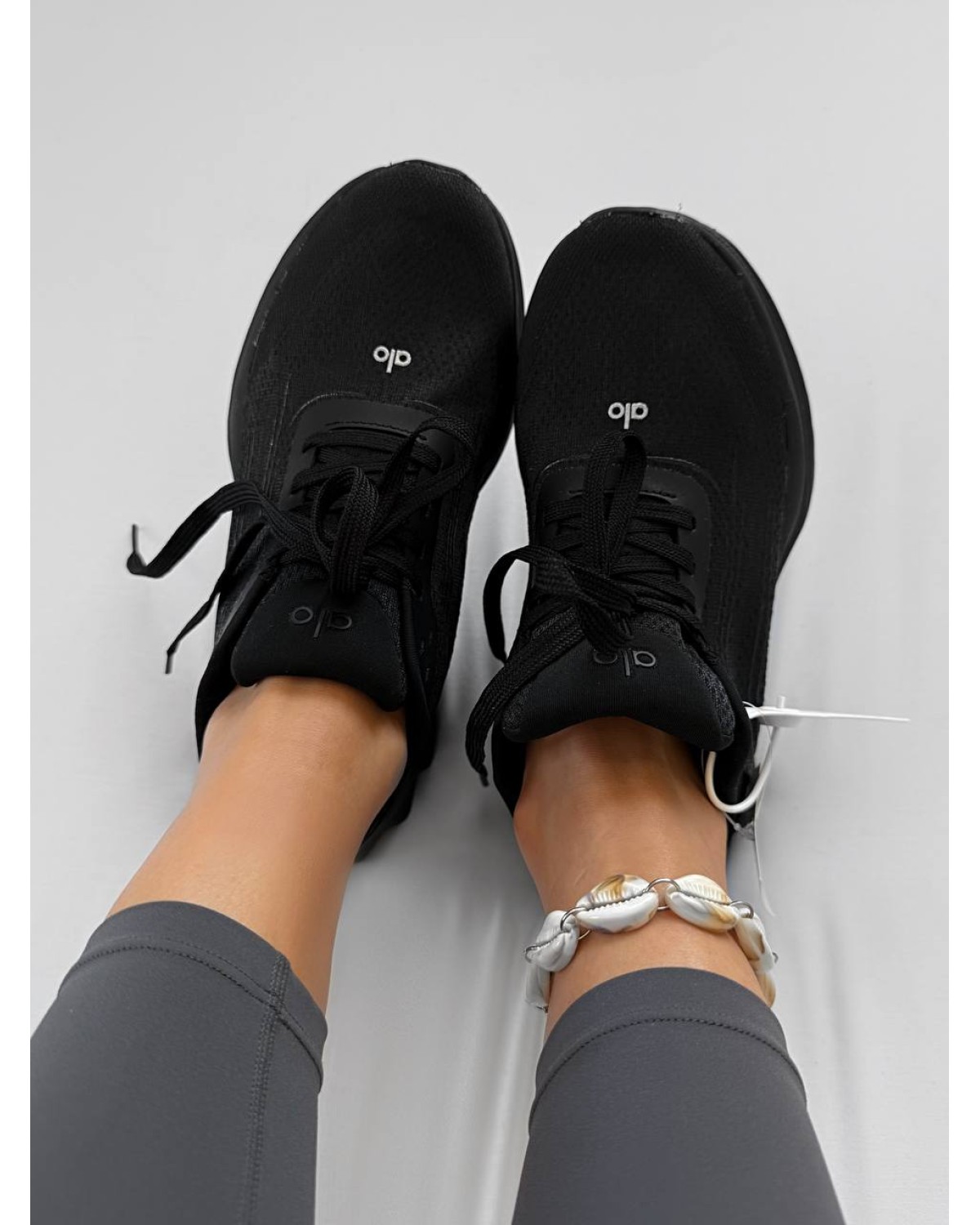 Alo Yoga Runner Black