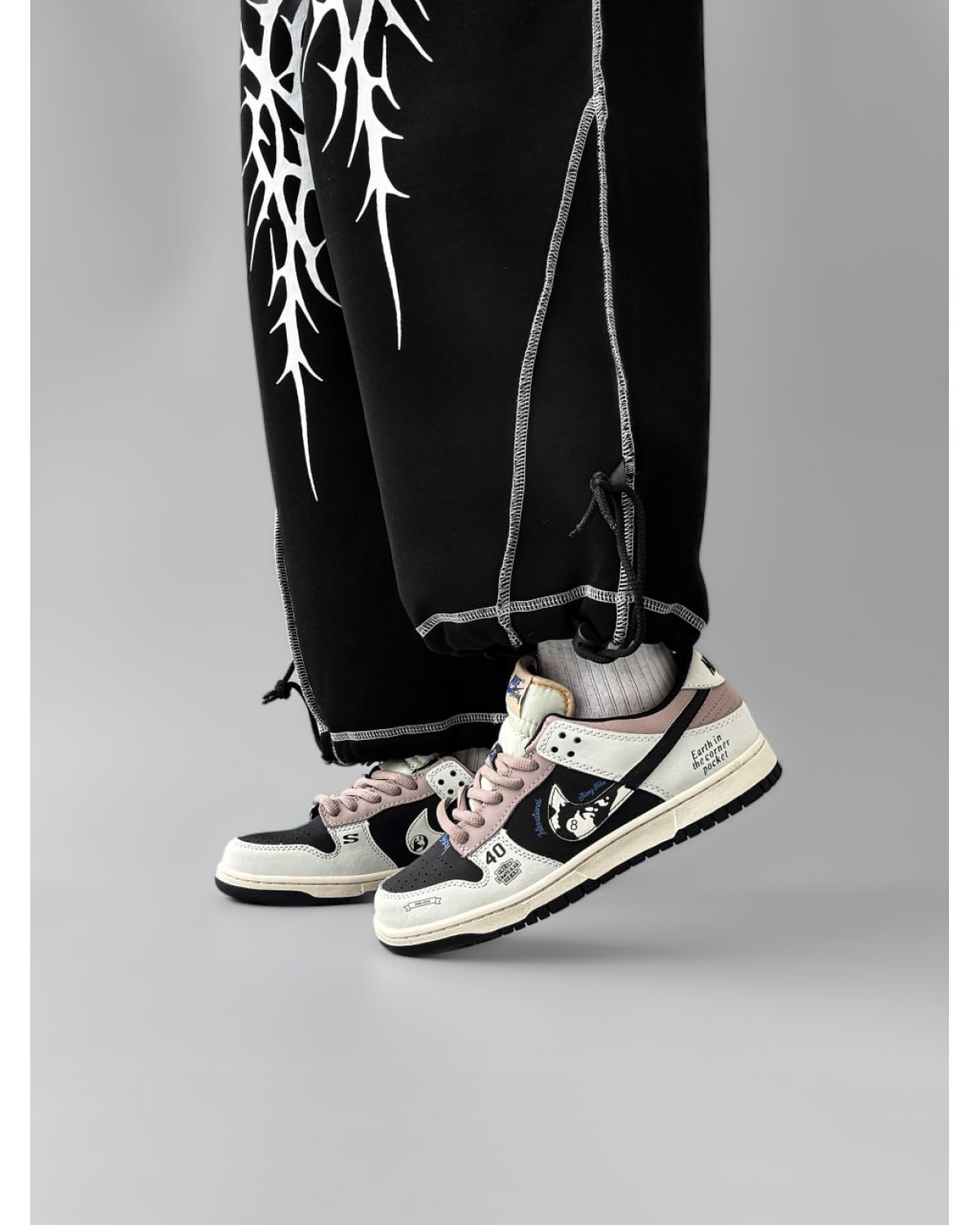 Nike SB Dunk Low x Stussy