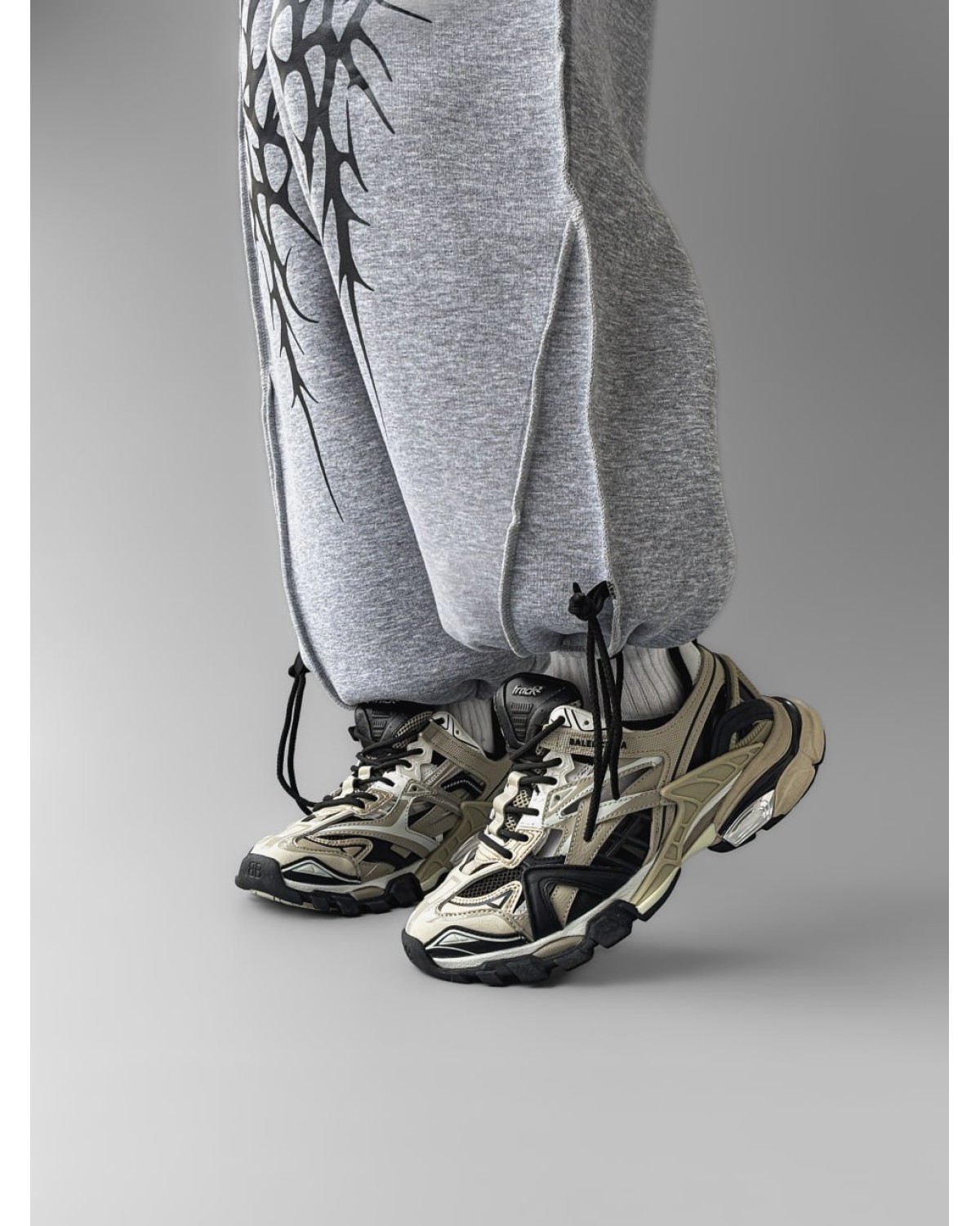 Balenciaga Track 2.0 Beige/Black