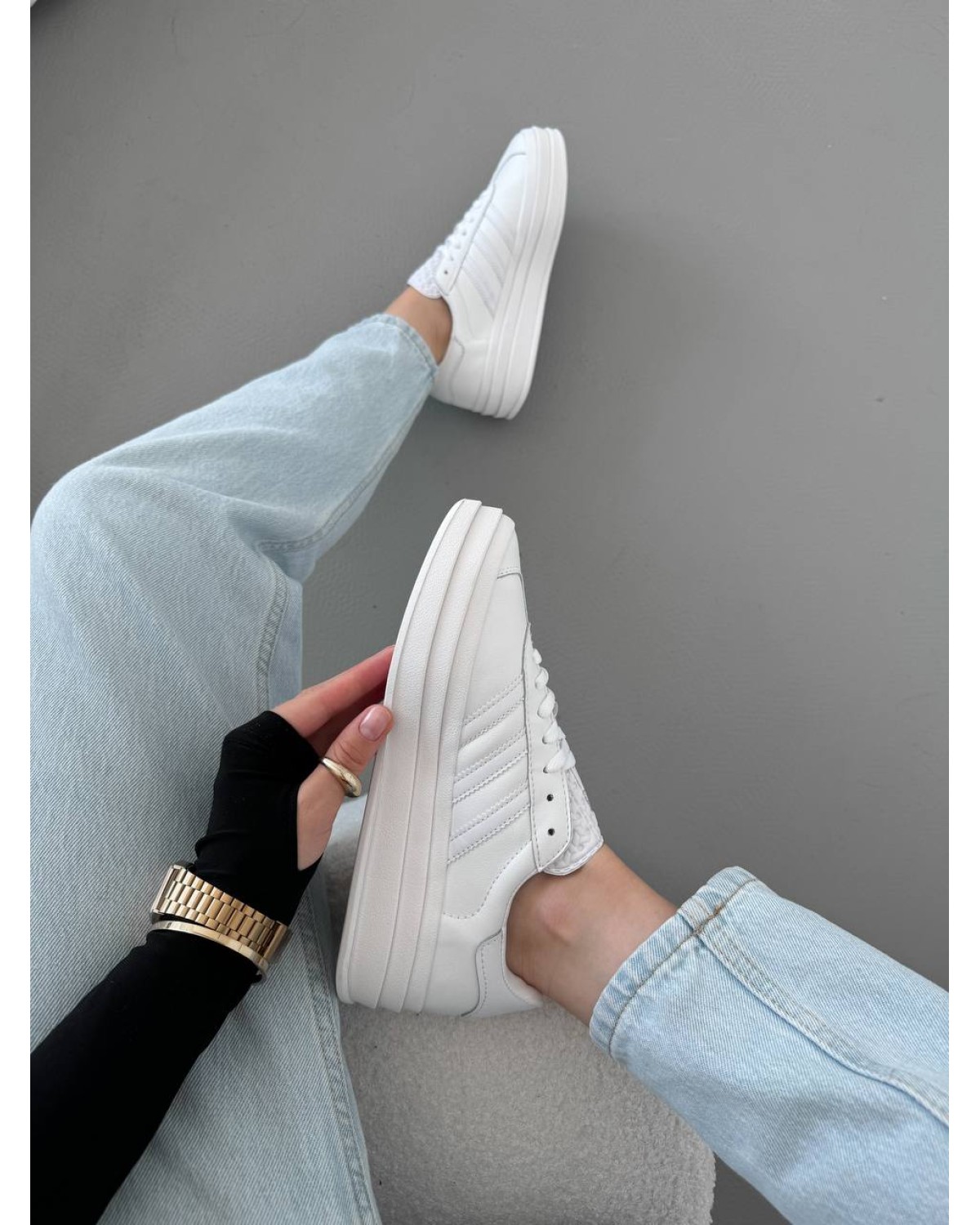 Adidas Gazelle white platform