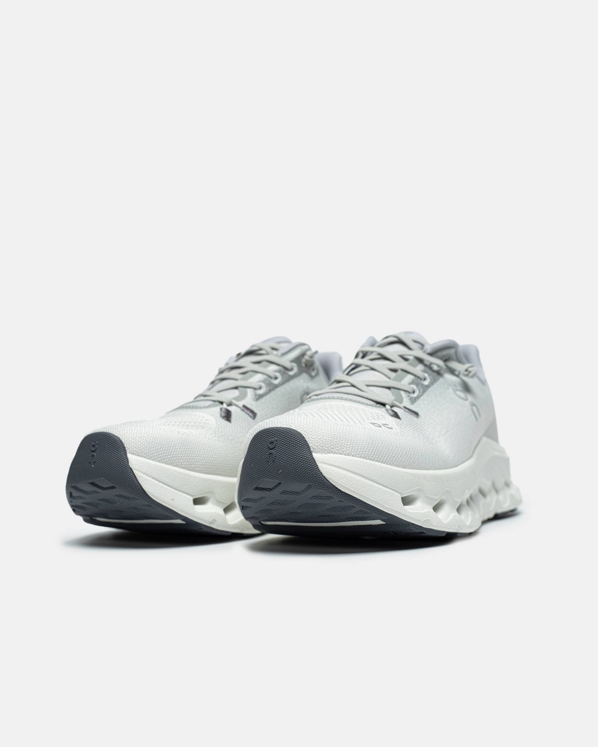 On Cloudtilt White Grey