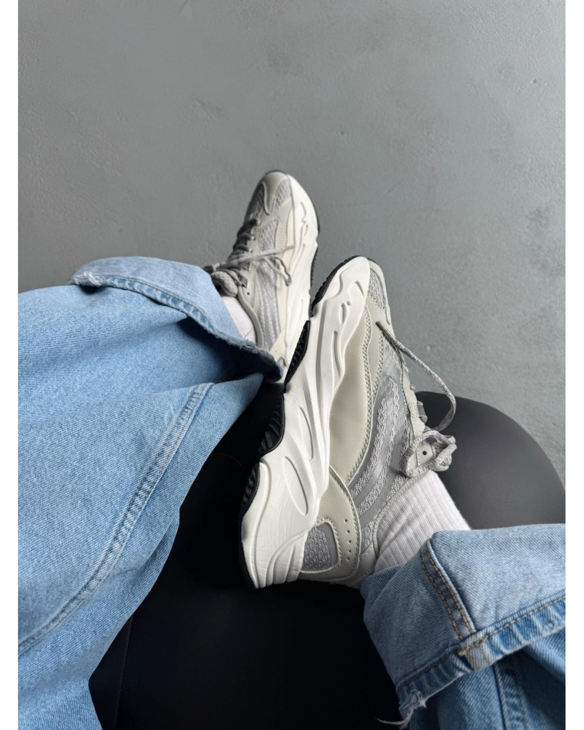 Adidas Yeezy Boost 700 V2 Static