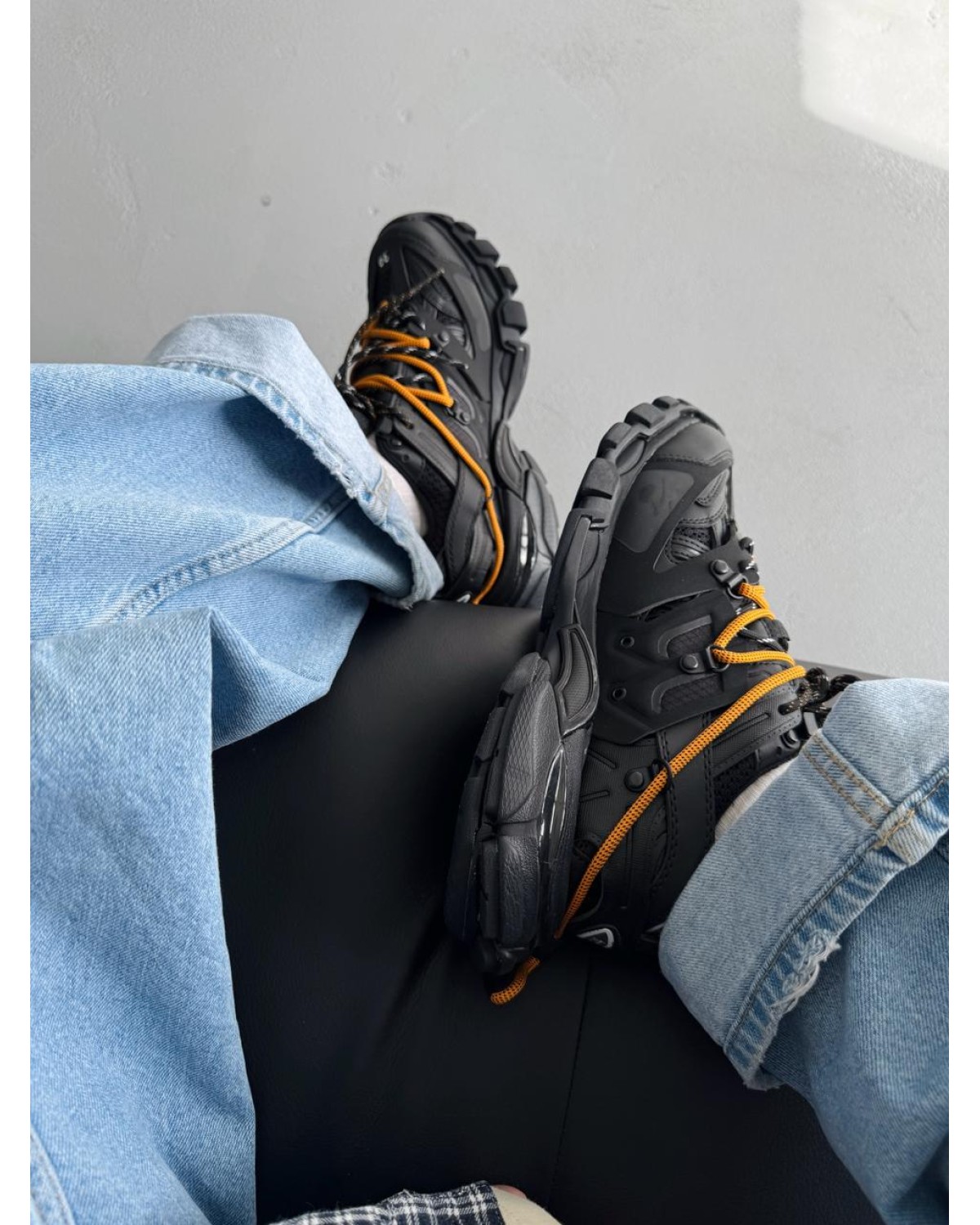 Balenciaga Track Trail Laces Black / Orange Balenciaga Track Trail Laces Black / Orange