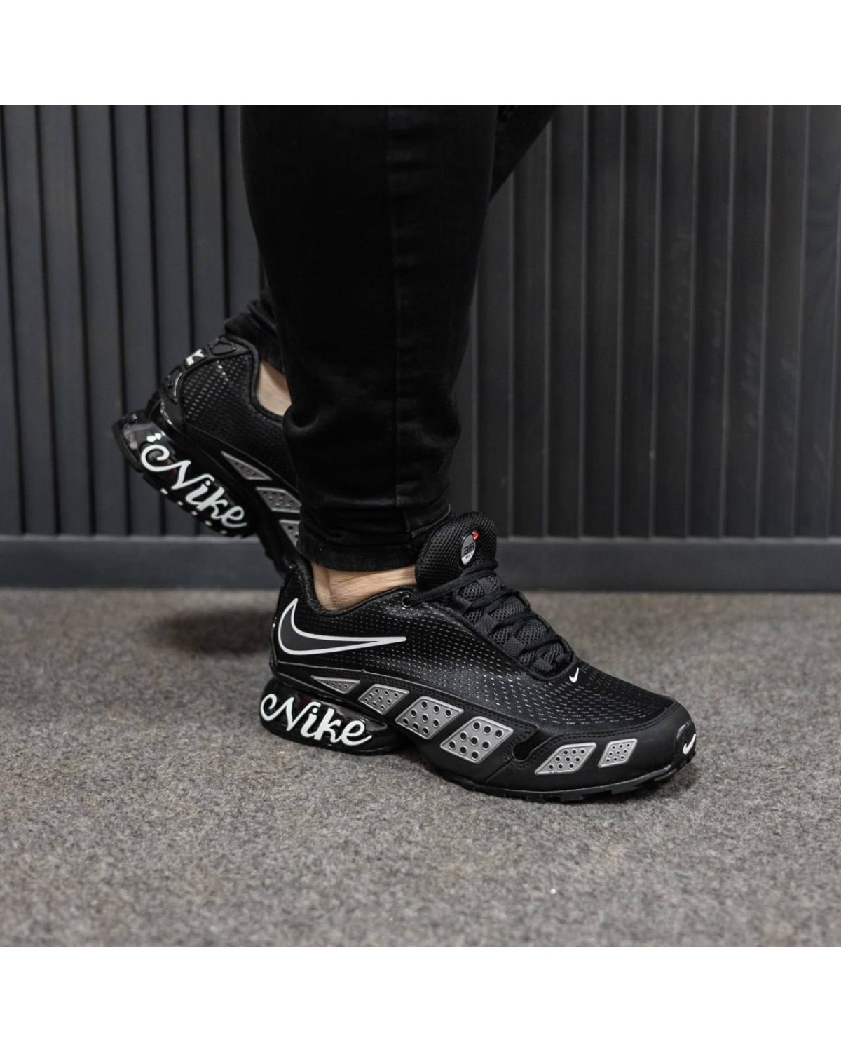 Nike Air Max SNDR
