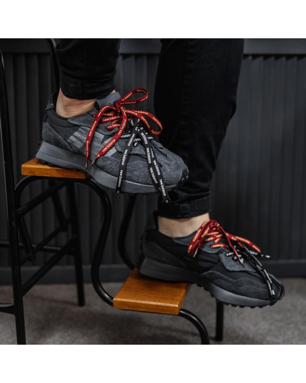 New Balance 327 Black