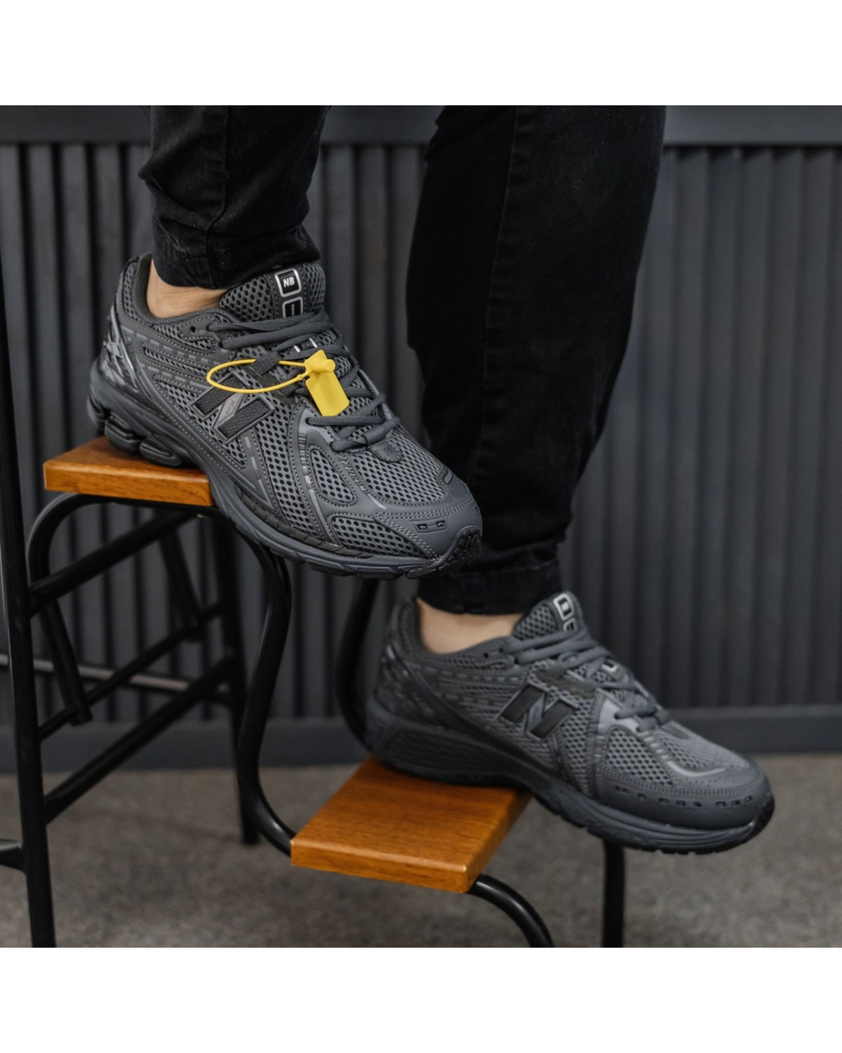 New Balance 1906R