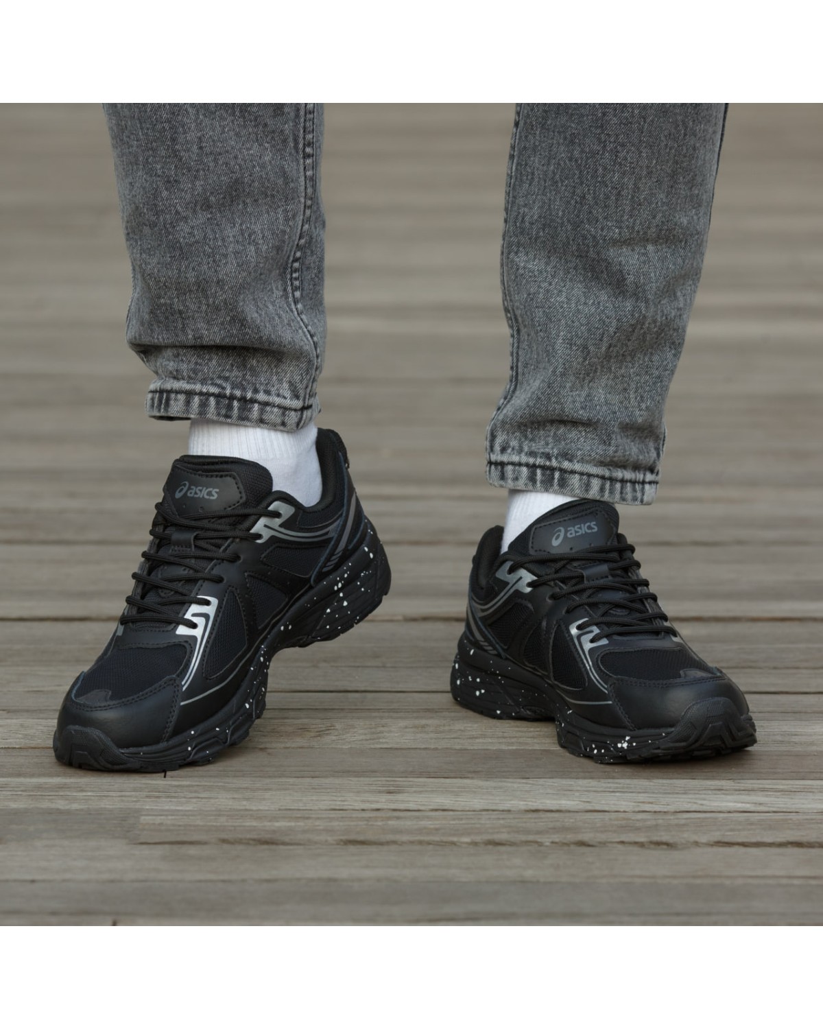 Asics Gel Venture 6 Black White Asics Gel Venture 6 Black White