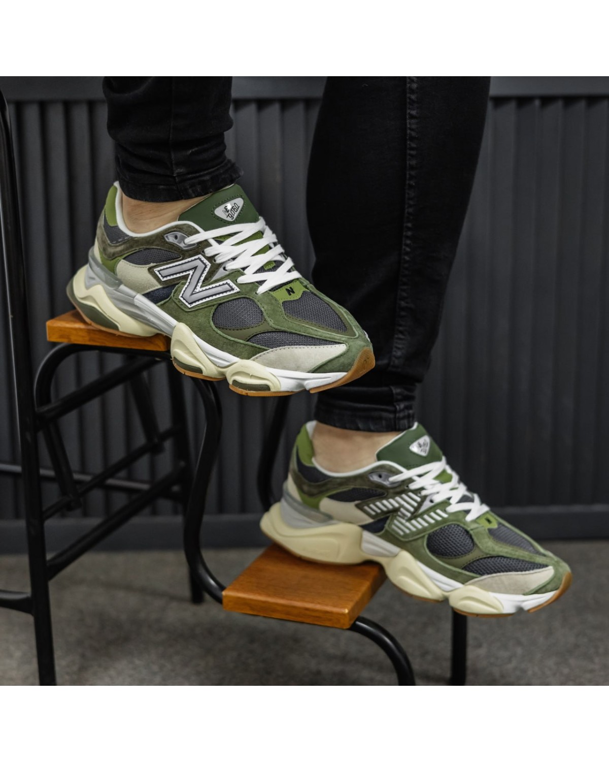 New Balance 9060