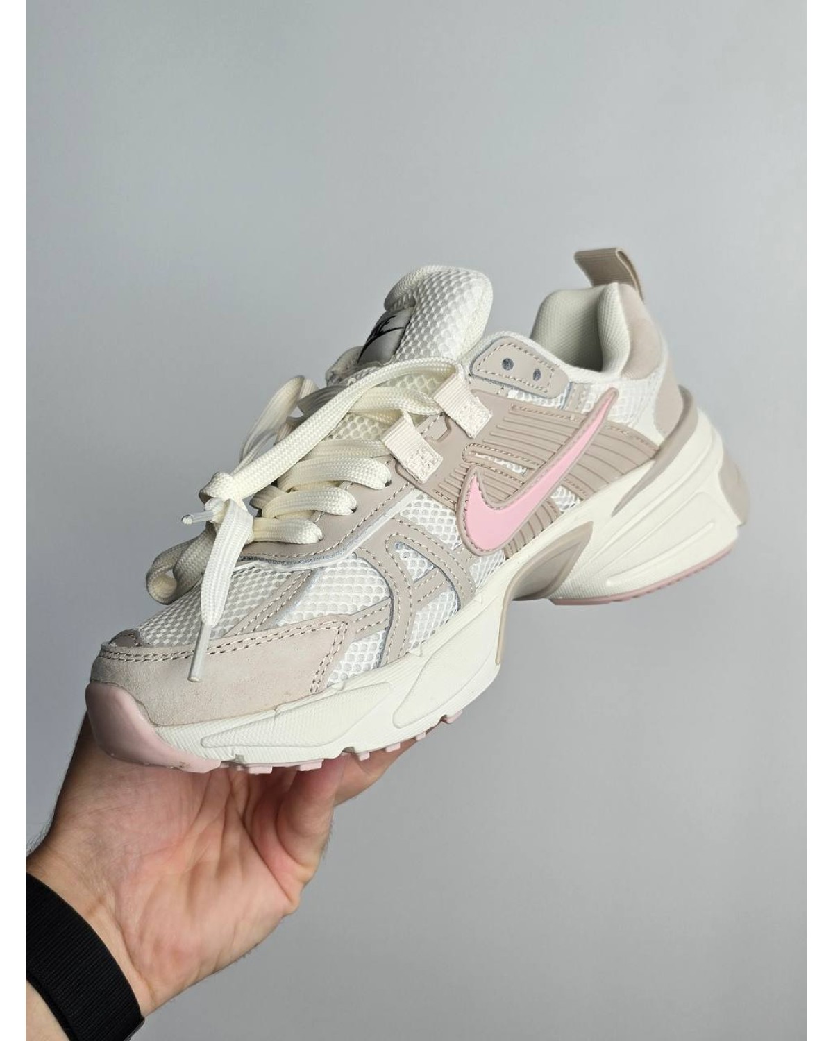 Nike V2K Run Cream/Beige/Pink