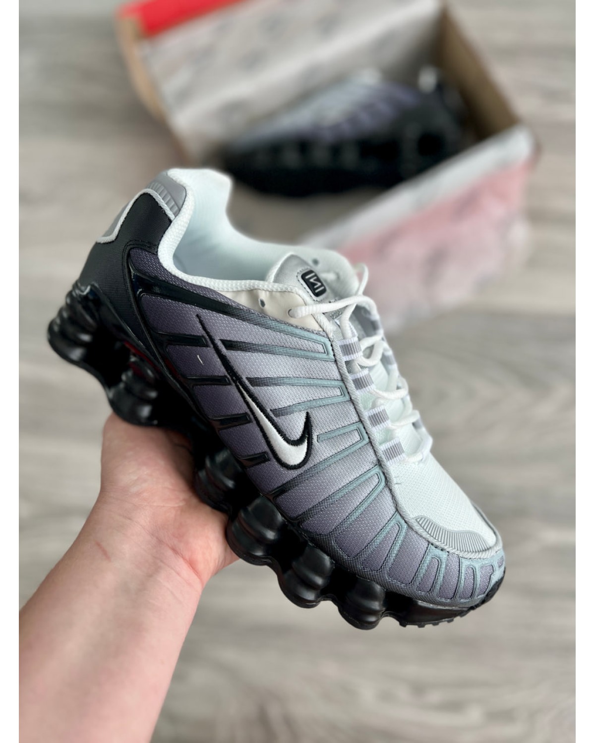 Nike Air Max Shox TL