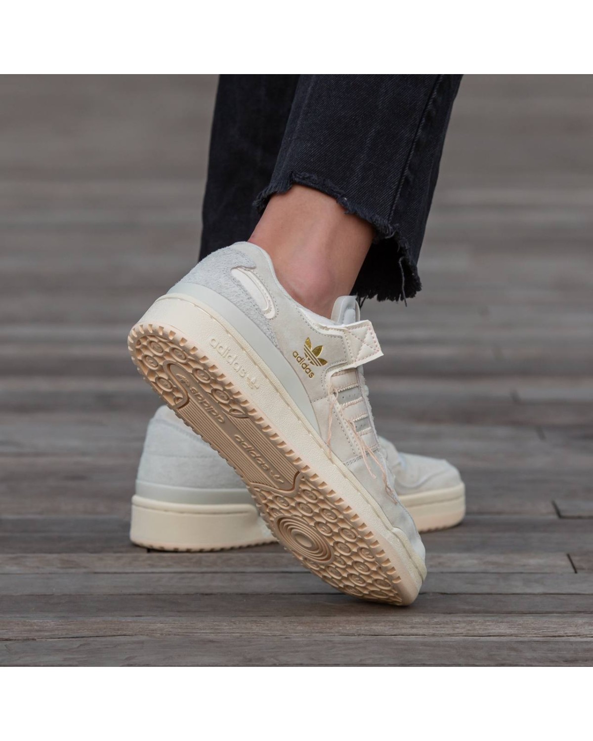 Adidas Forum 84 Low Off White v2 Adidas Forum 84 Low Off White v2