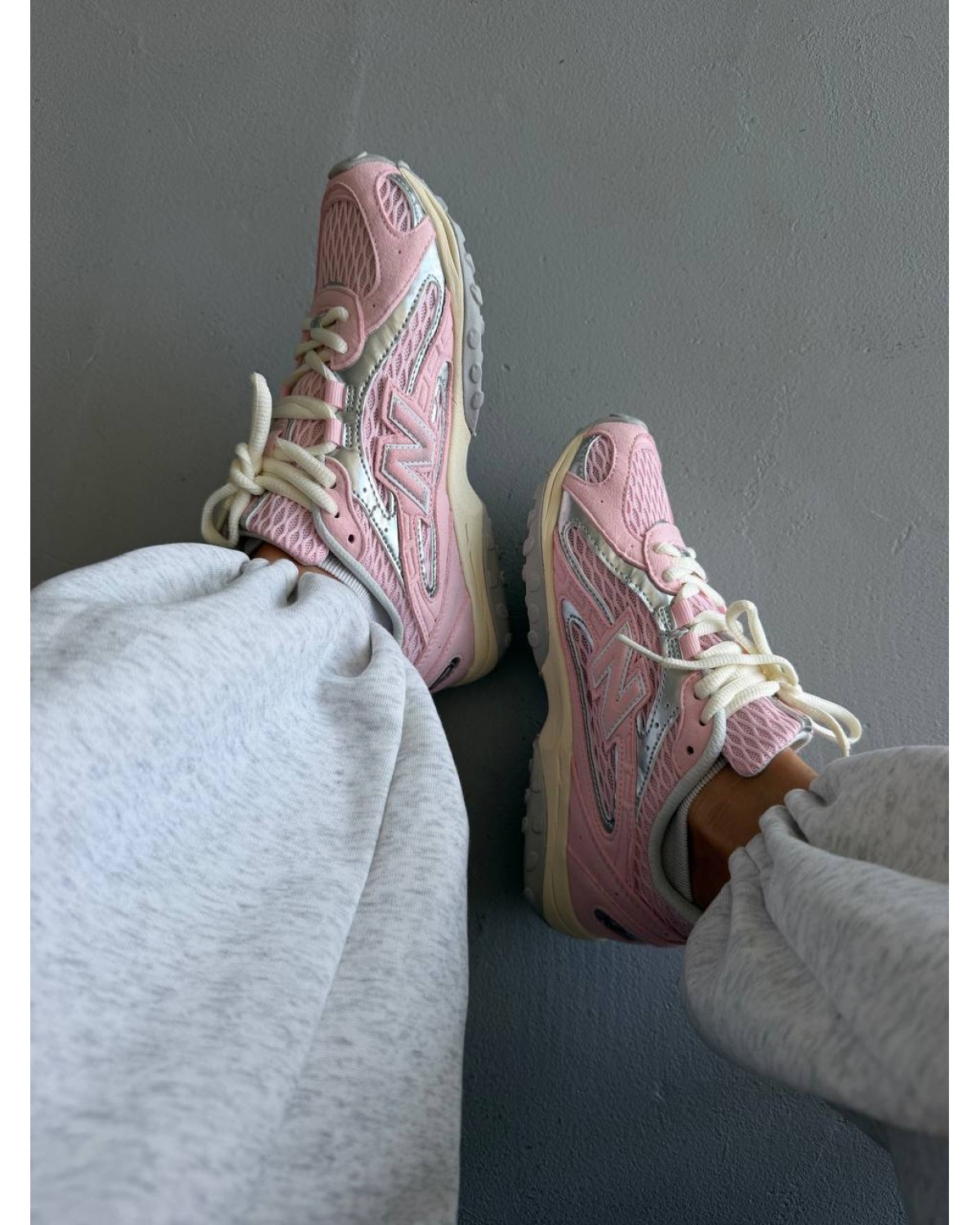 New Balance 204L Candy Pink New Balance 204L Candy Pink