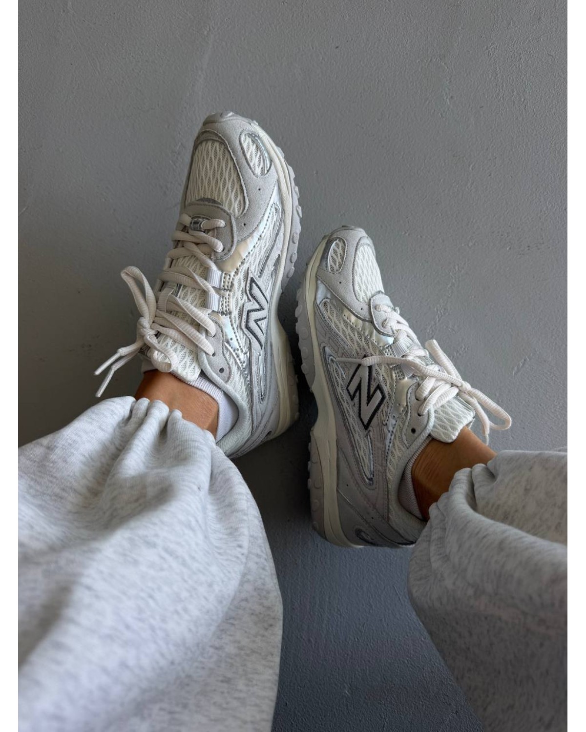 New Balance 204L Light Grey/Silver New Balance 204L Light Grey/Silver