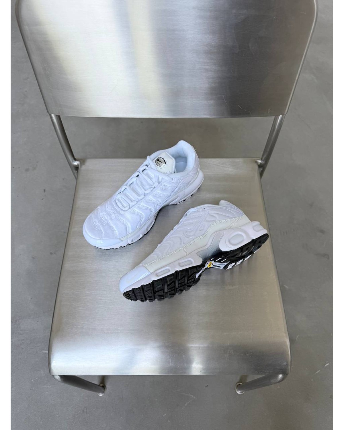 Nike Air Max TN Plus White Nike Air Max TN Plus White