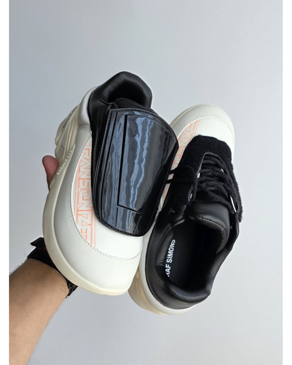 Adidas Raf Simons Antei Cream/Black Adidas Raf Simons Antei Cream/Black