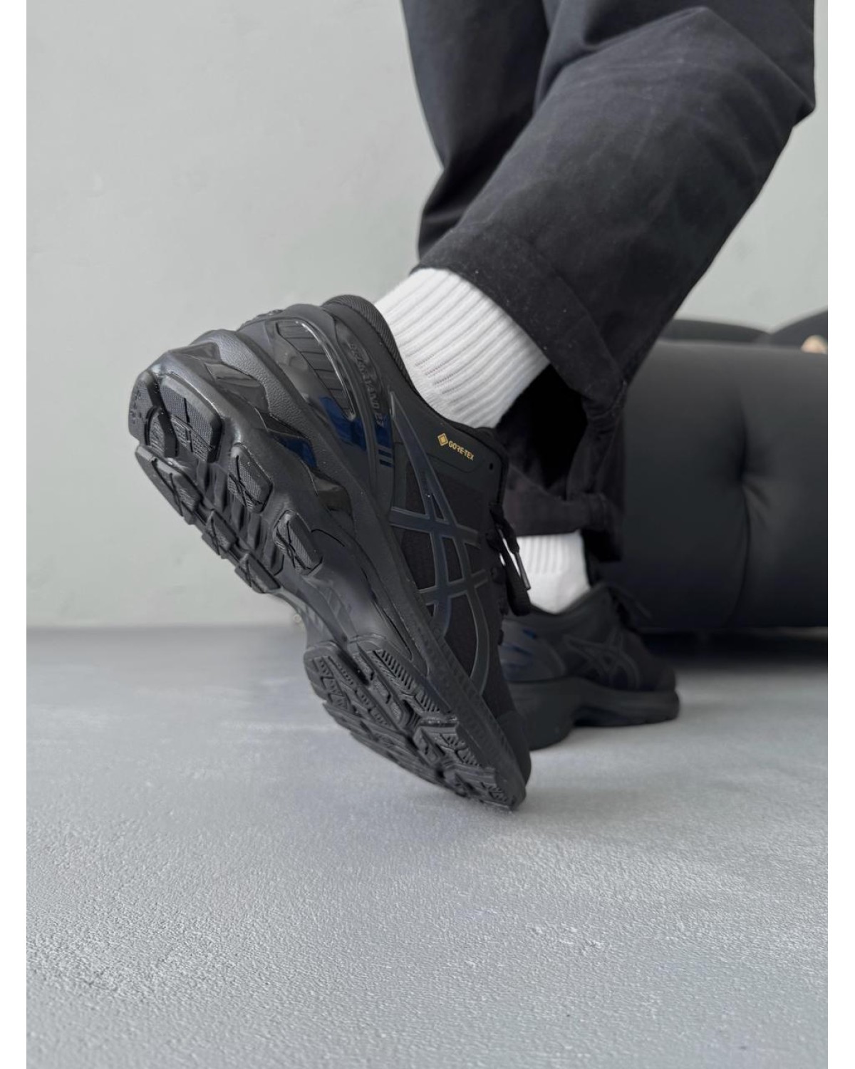 Asics Gel-Kayano 27 Black Gore-Tex Asics Gel-Kayano 27 Black Gore-Tex