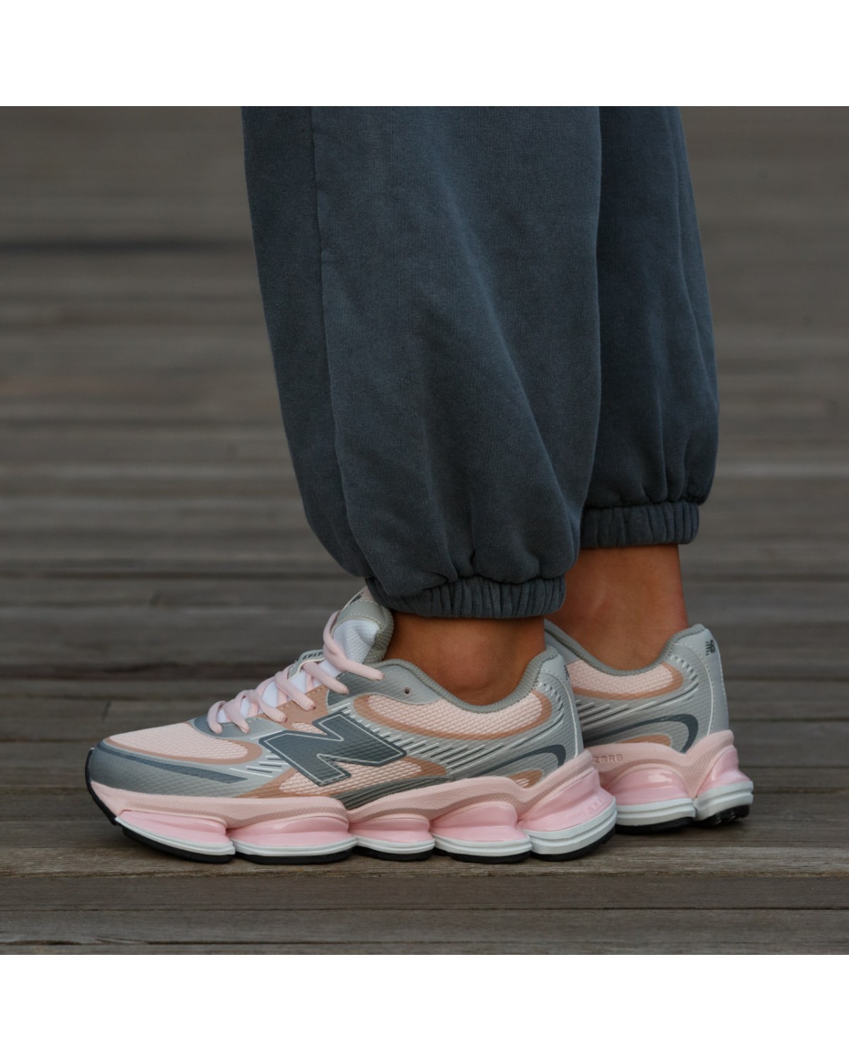 New Balance 2000 Truffle Salt