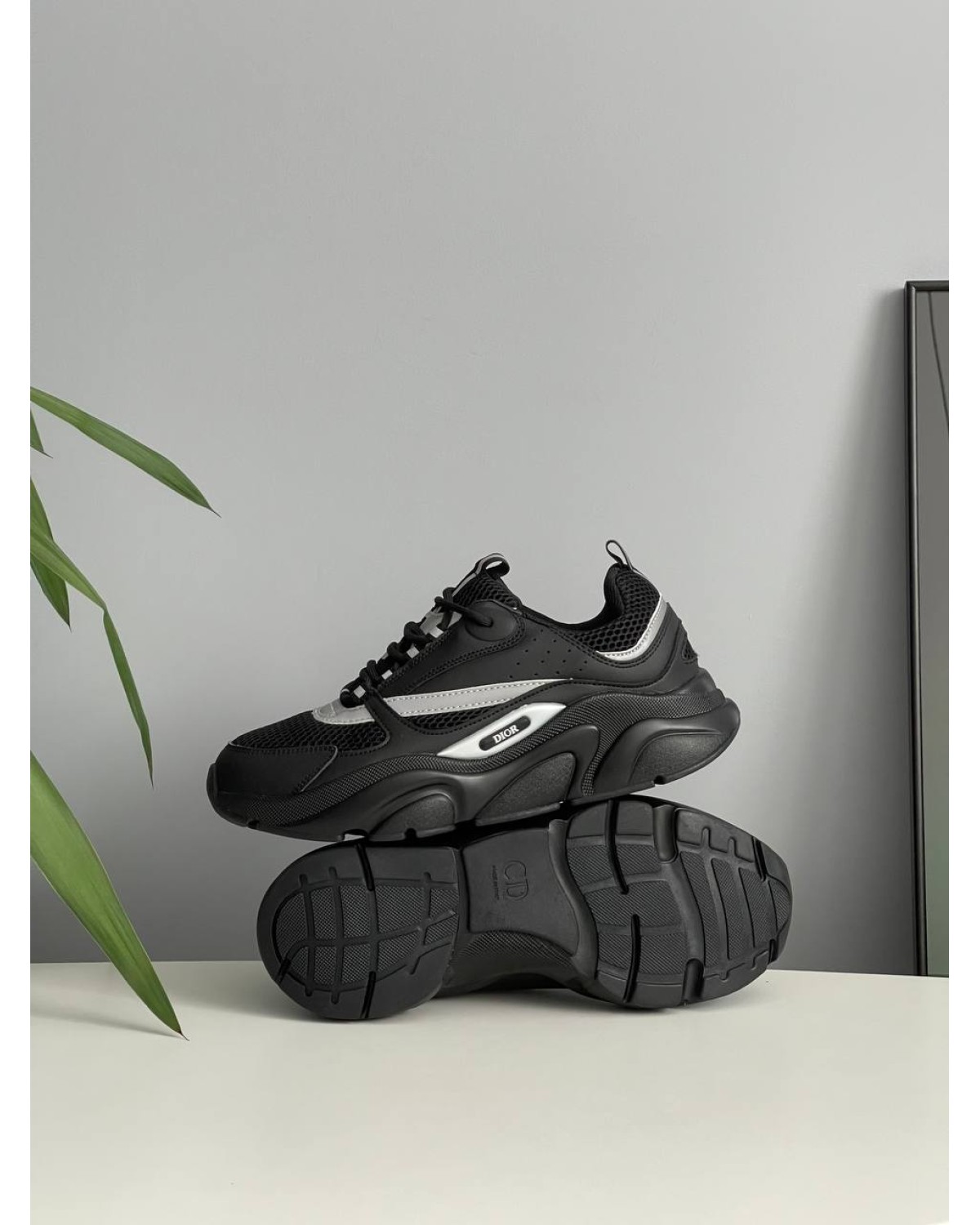 Dior B22 Black