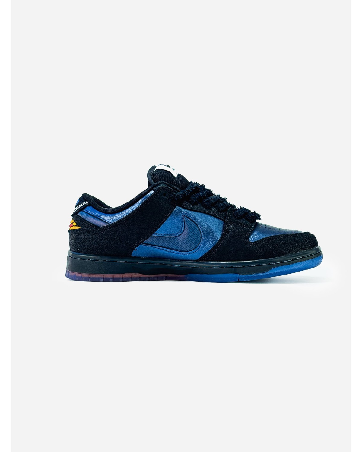 Nike SB Dunk Low Pro x Bluetile Pitch Blue/Black Nike SB Dunk Low Pro x Bluetile Pitch Blue/Black