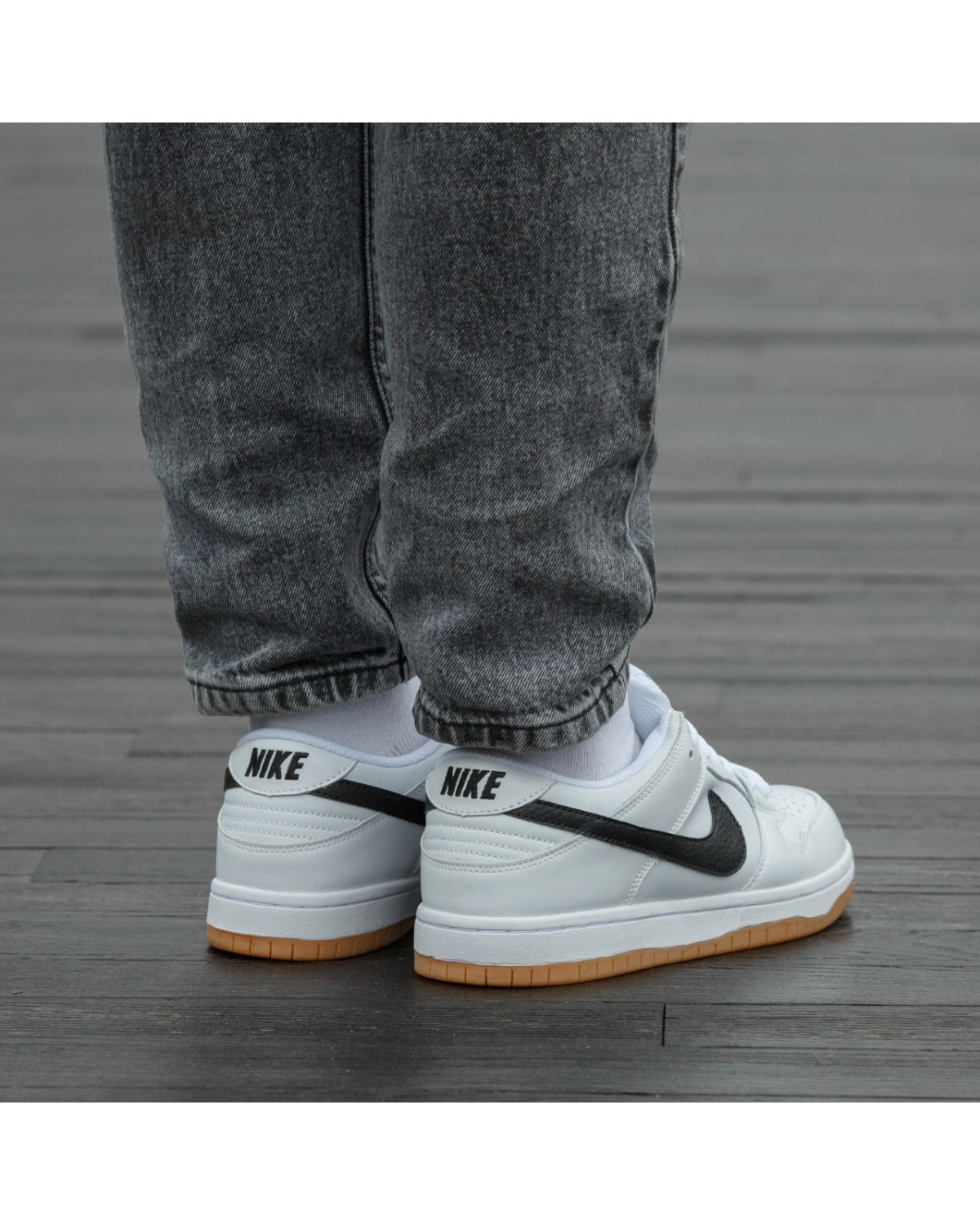 Nike Dunk SB White Gum